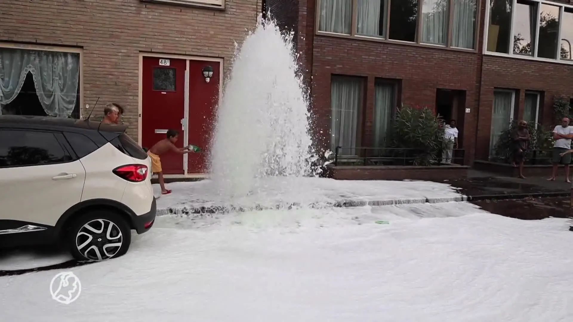 Twee miljoen liter drinkwater verspild in Den Haag: 'Ronduit stom, denk eens na'