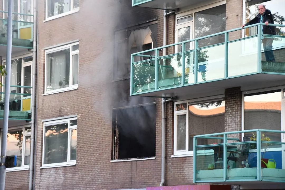 Dode bij flinke brand in Vlissingse flat na ontploffing