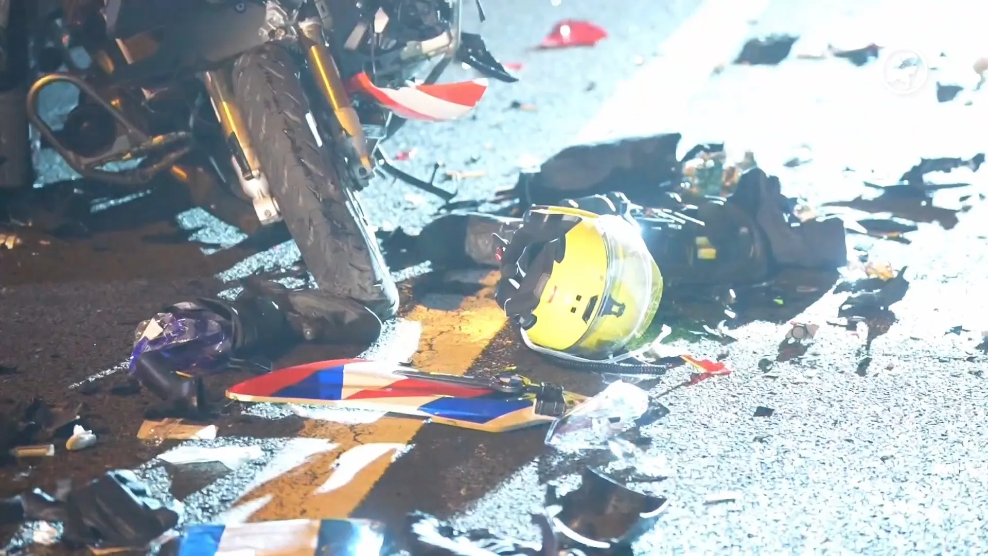 Bestuurder rijdt agenten aan en dumpt auto in Best: 'Vies dat hij doorrijdt'