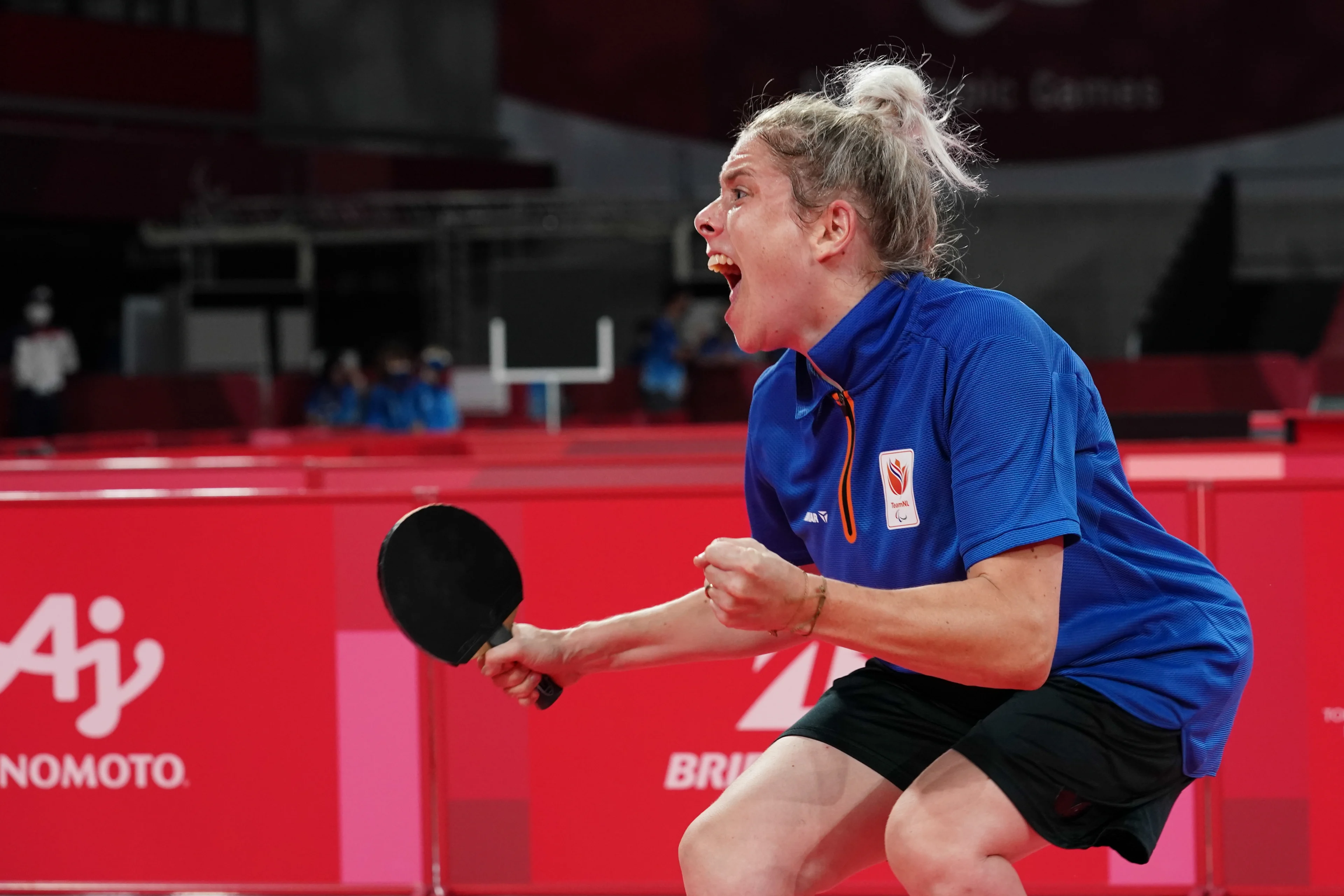 Tafeltennisster Van Zon pakt derde paralympisch goud op rij: 'Ik heb het geflikt'