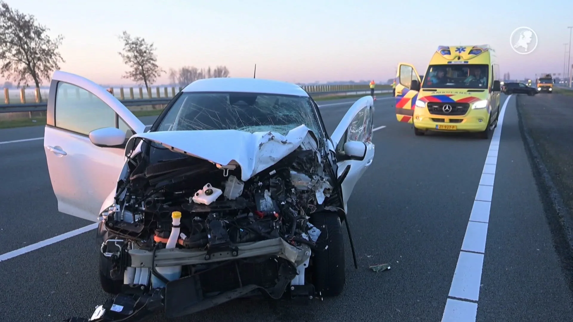 Flinke vertraging op A4 bij Roelofarendsveen door ongeluk