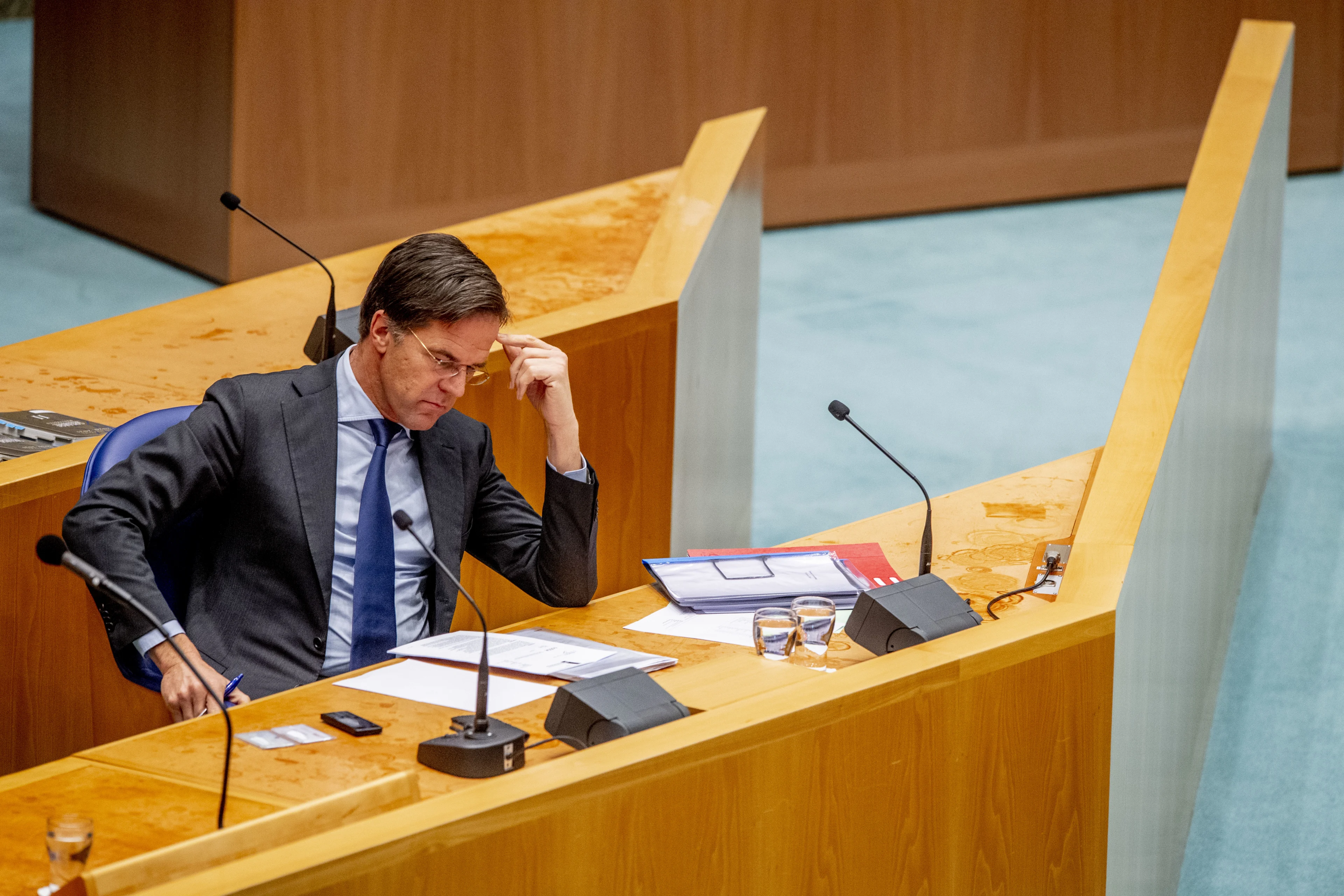 LIVE: Volg hier het debat met Rutte over aftreden kabinet en de toeslagenaffaire