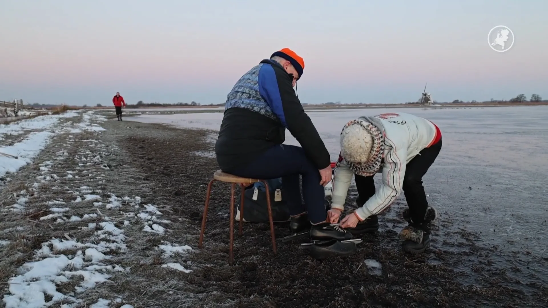 Friese waaghalzen zetten eerste streken op natuurijs