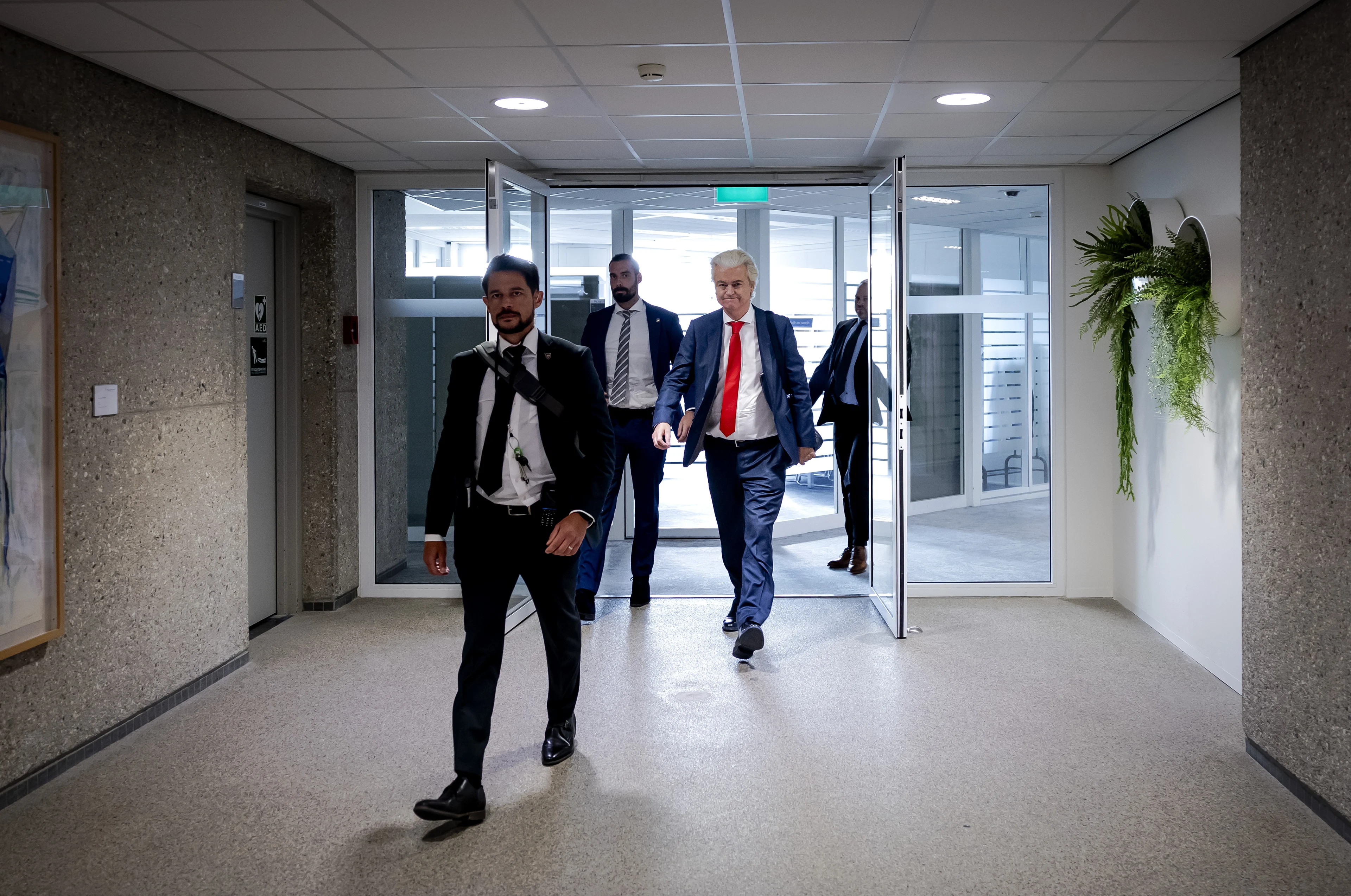 Reacties op vallen kabinet-Schoof I: 'Wilders laat Nederland in de steek'