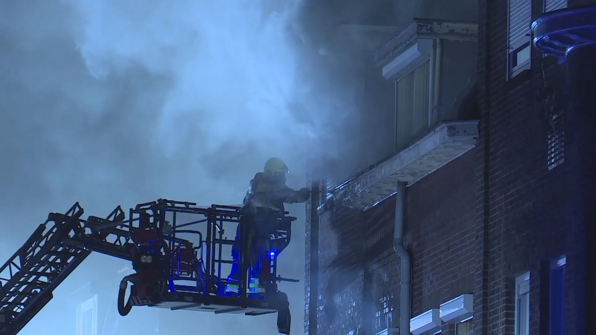 Grote brand in kraakpand Kerkrade onder controle