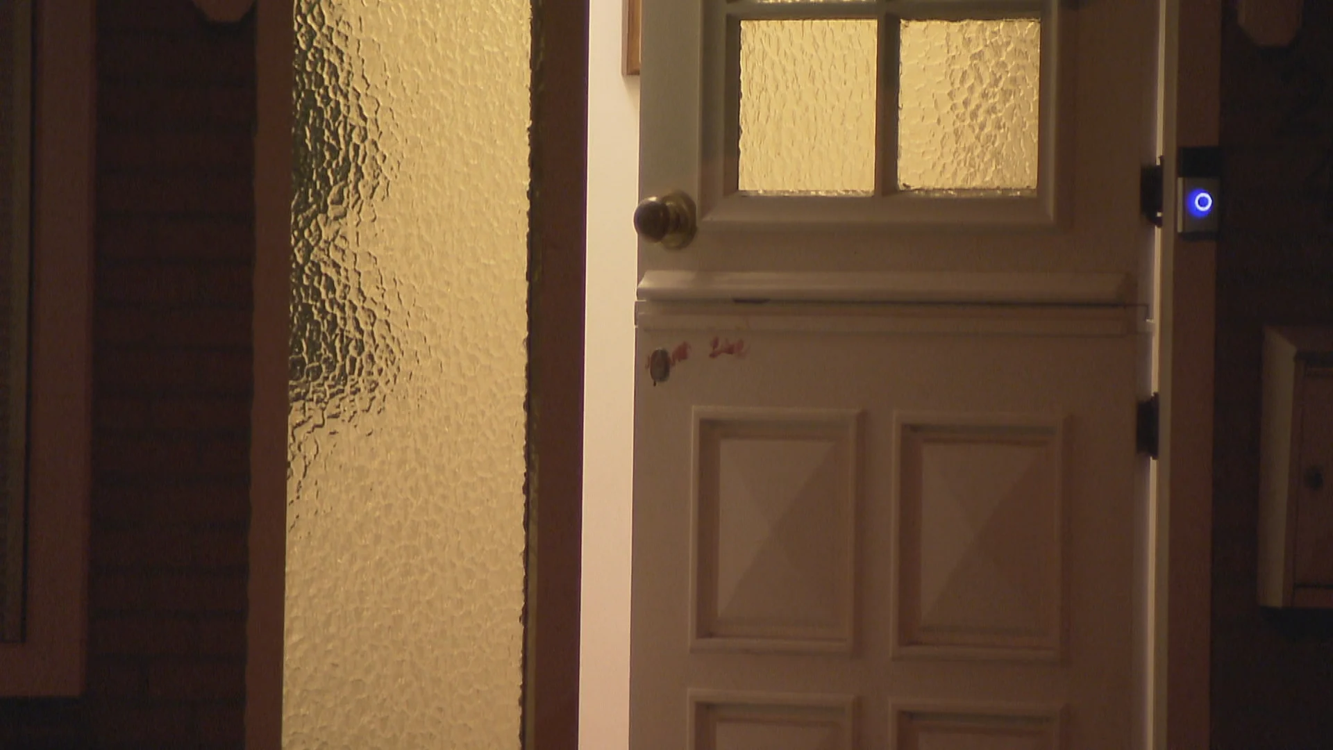 Bewoner raakt lichtgewond bij gewelddadige woningoverval in Breda