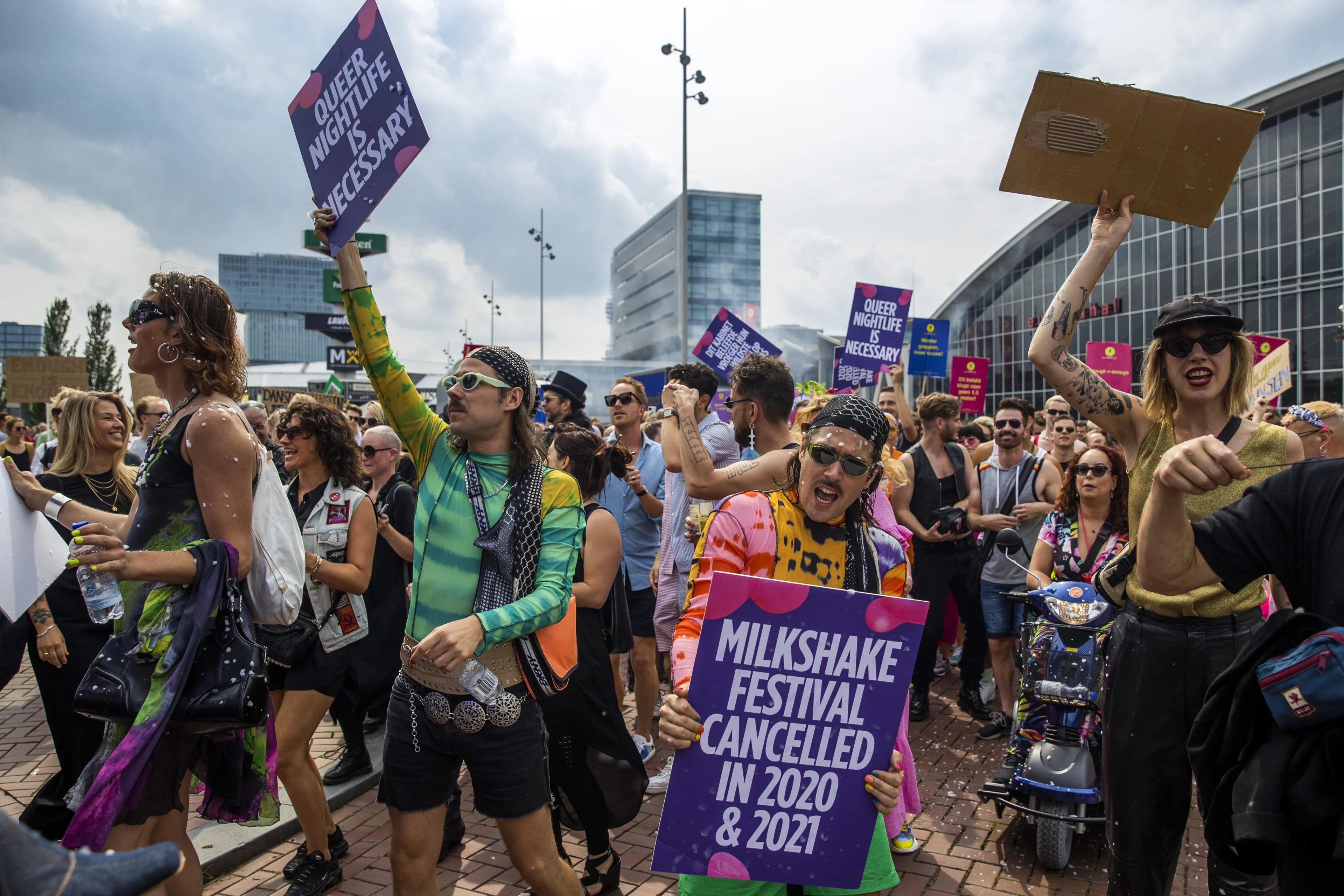 In het hele land protesten tegen coronamaatregelen voor evenementen: 'Unmute Us!'