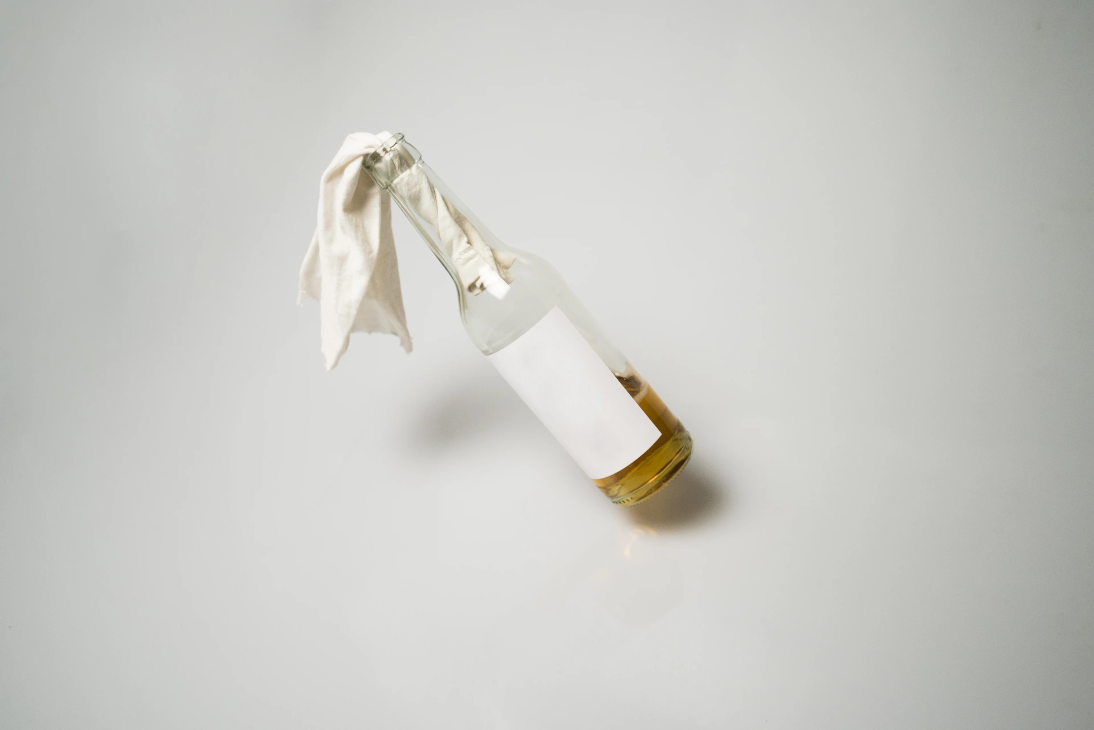 Molotovcocktails door ruit van journalist Willem Groeneveld, vaker doelwit geweest