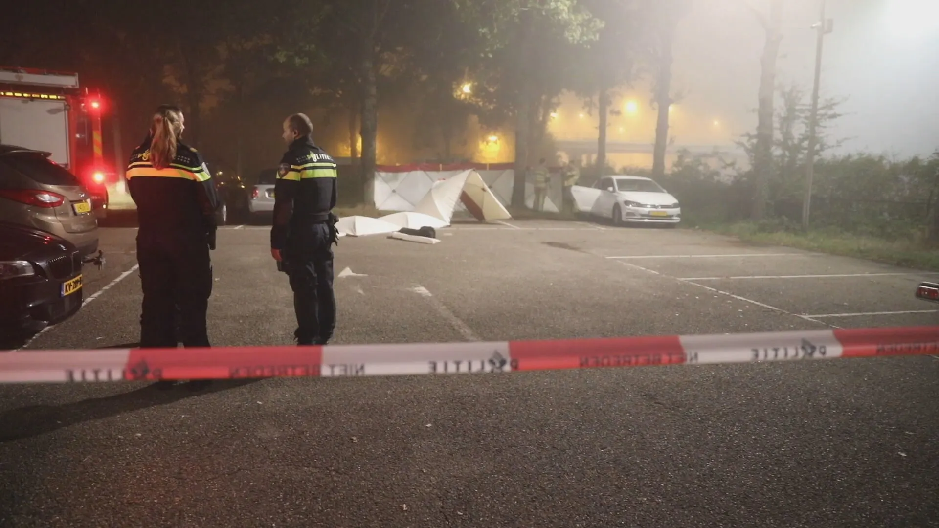 Lichaam gevonden in geparkeerde auto bij hotel De Witte Bergen in Eemnes