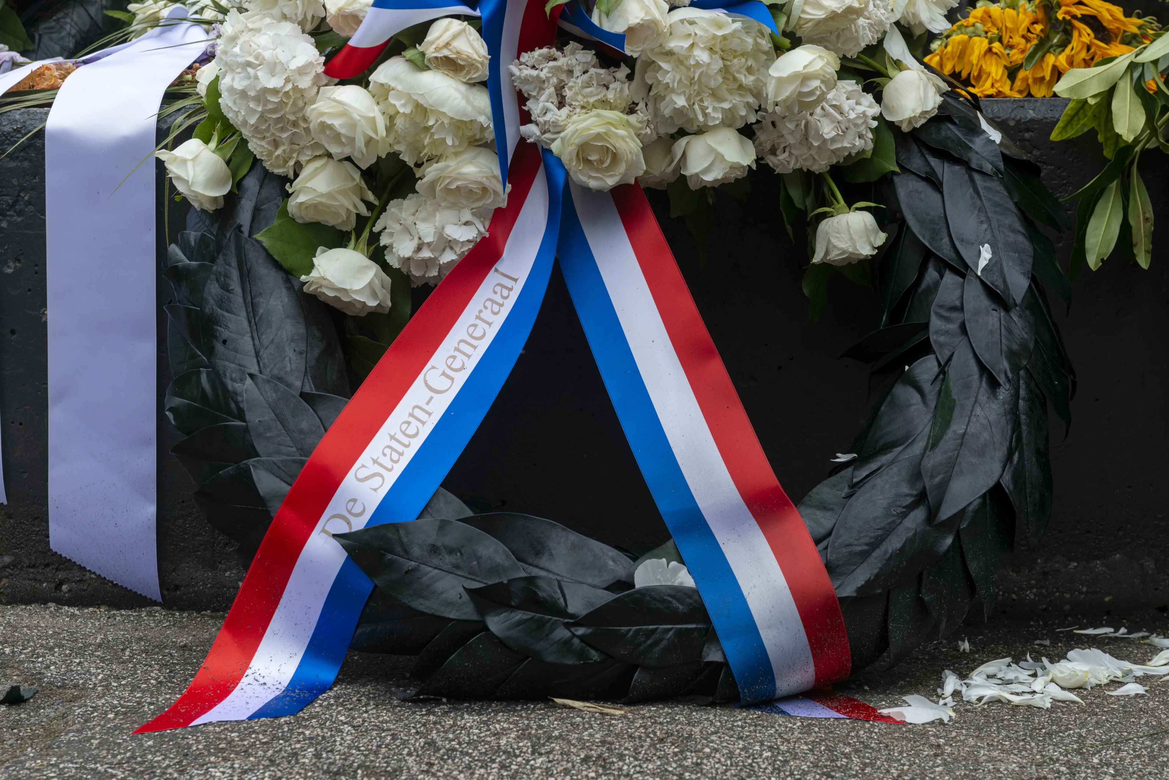 Organisatie herdenking Nieuwe-Tonge trekt zich terug na weigeren krans voor homo's