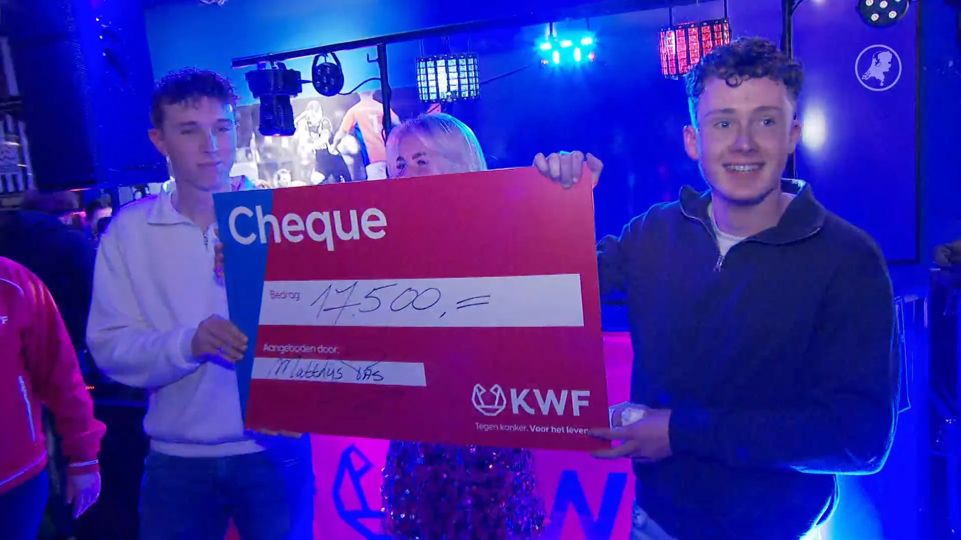 Benefietwedstrijd voor overleden Matthijs (20) levert megabedrag op voor KWF