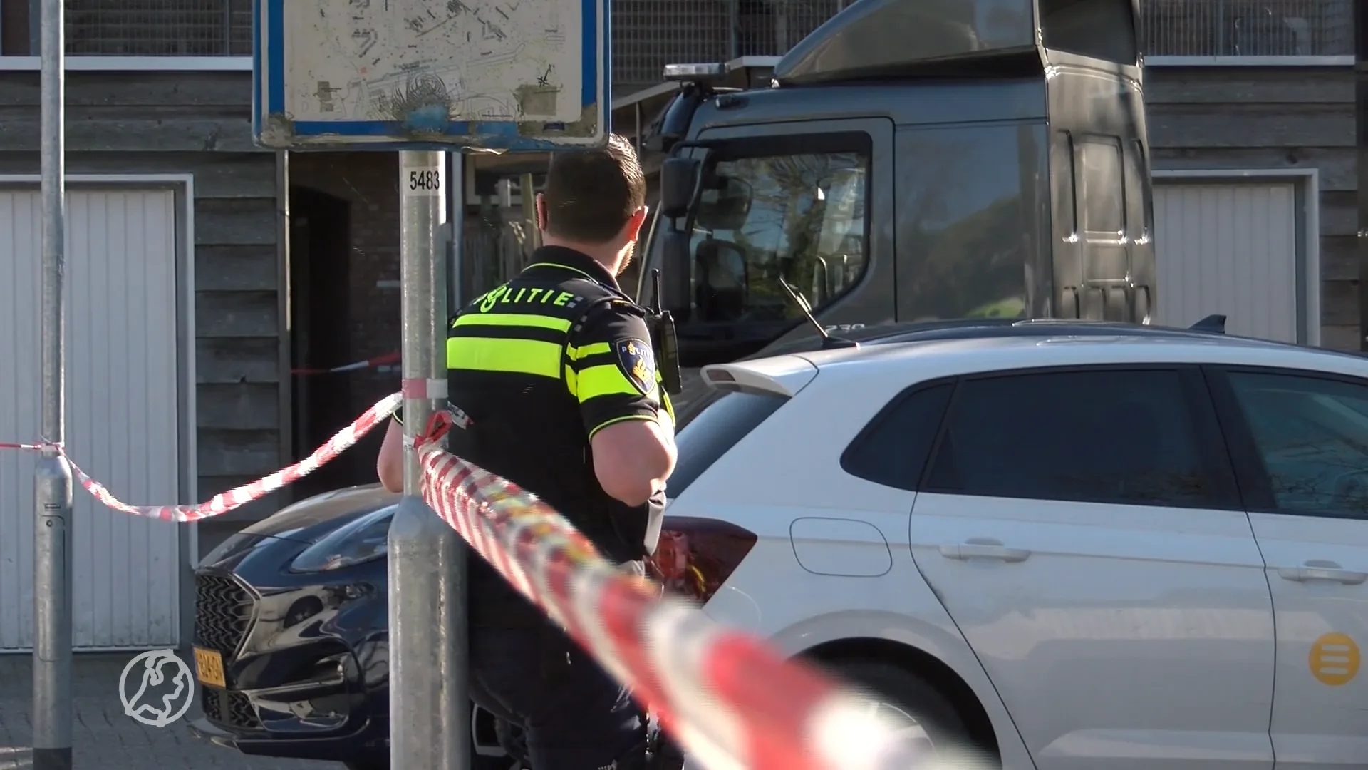 Politie zet halve straat af na vinden van lichaam in Middelburgse woning