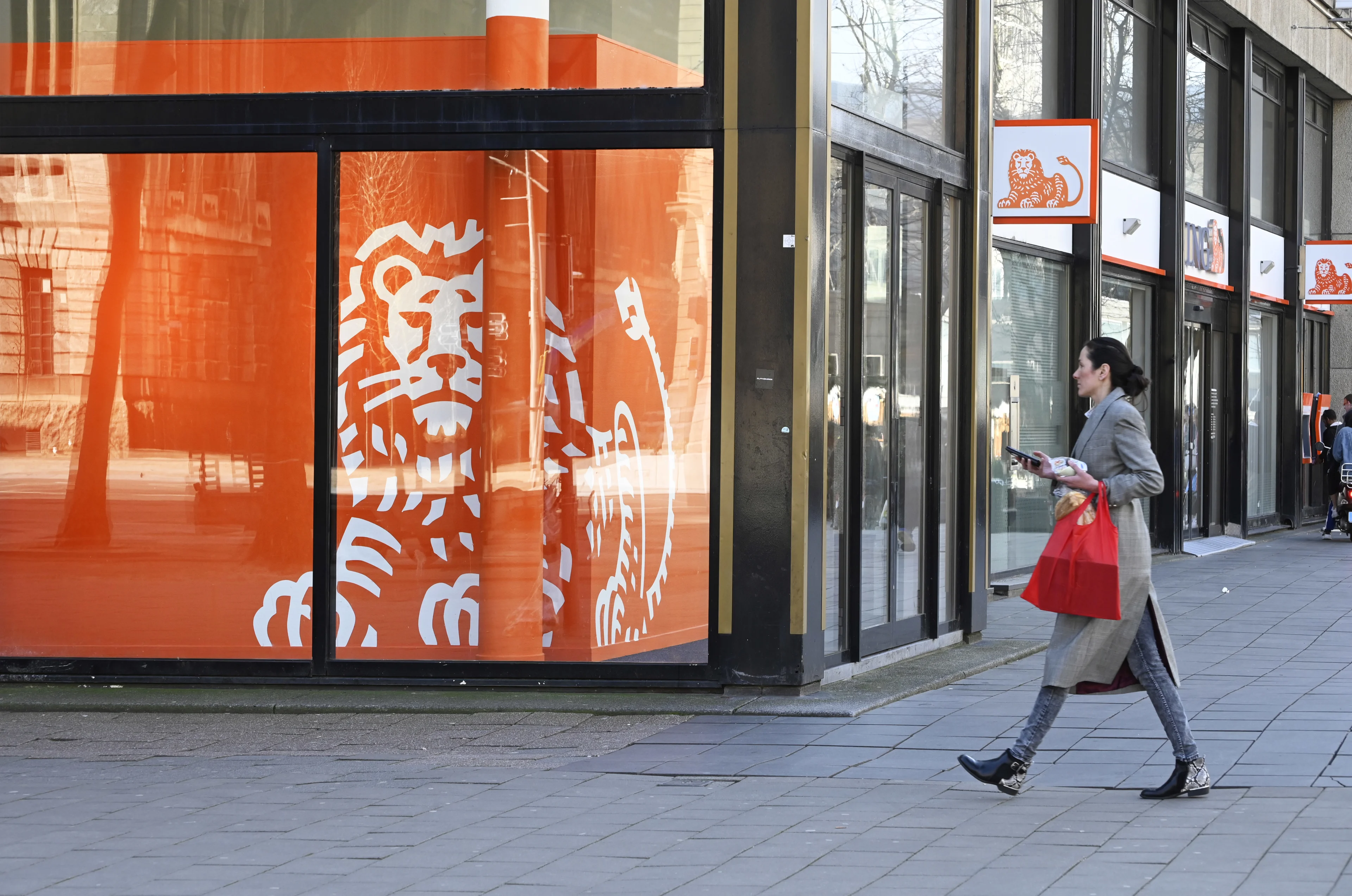 ING sluit per direct één op de vier kantoren