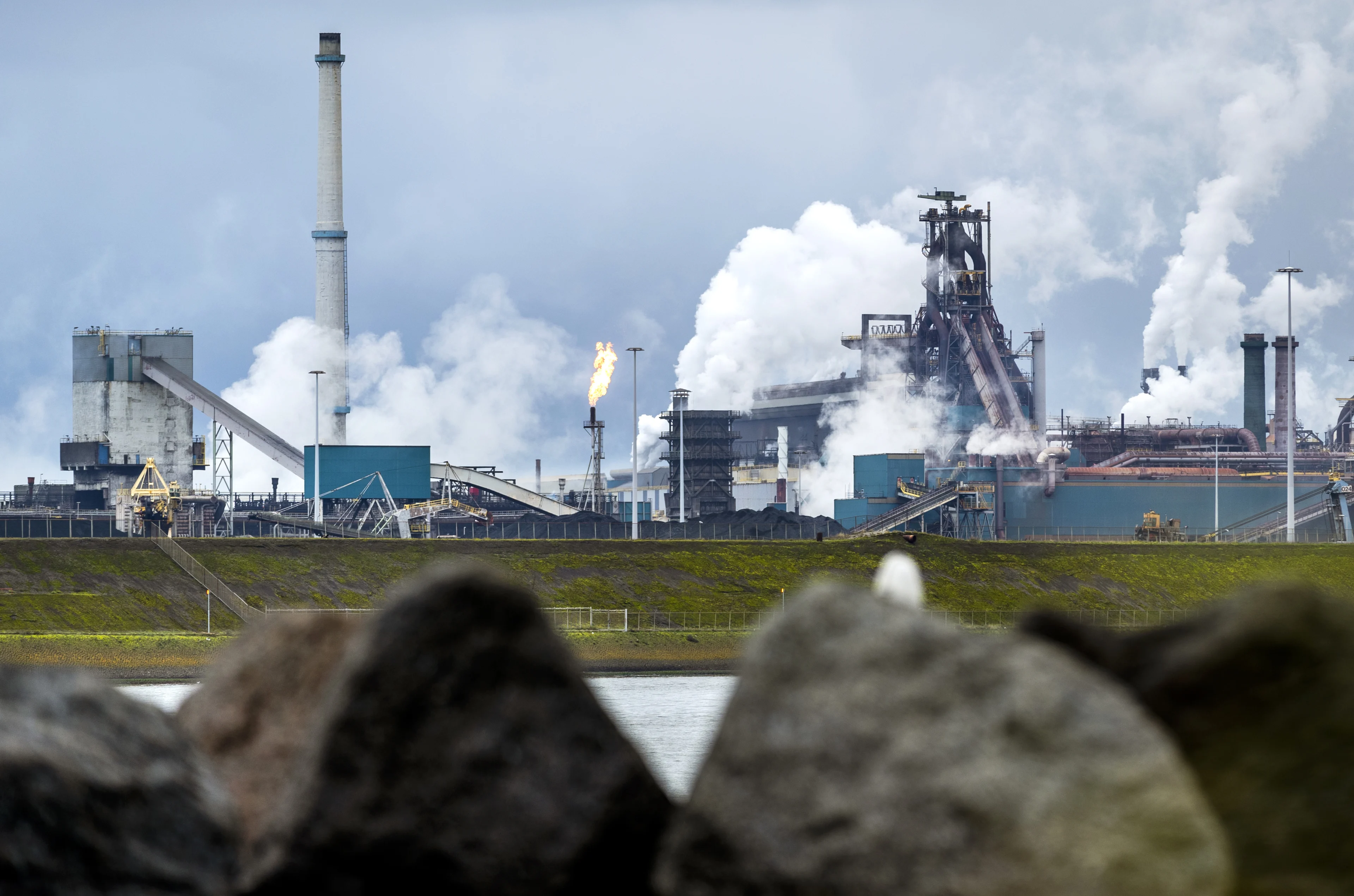 Blokkade Tata Steel opgeheven, maar de woede heerst nog