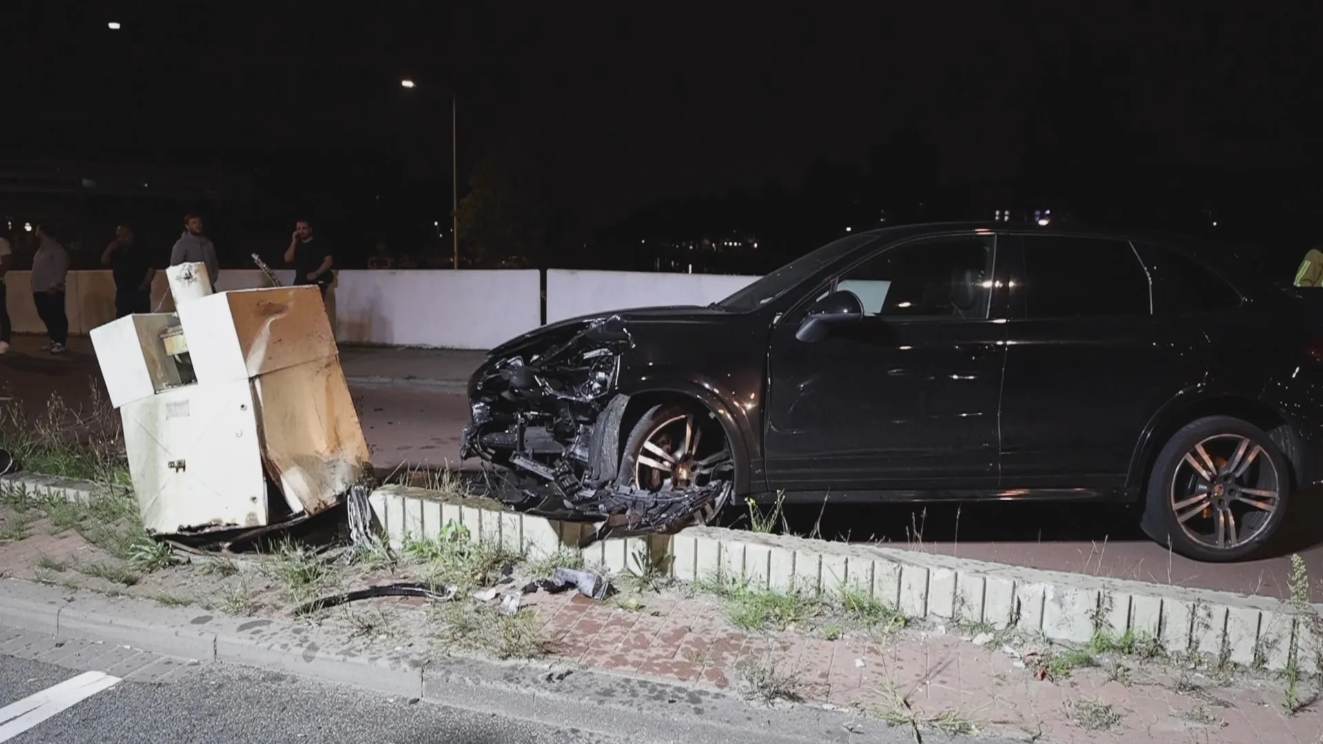 Meerdere gewonden bij ongeluk op Trekvlietbrug Den Haag, doorrijder meldt zich