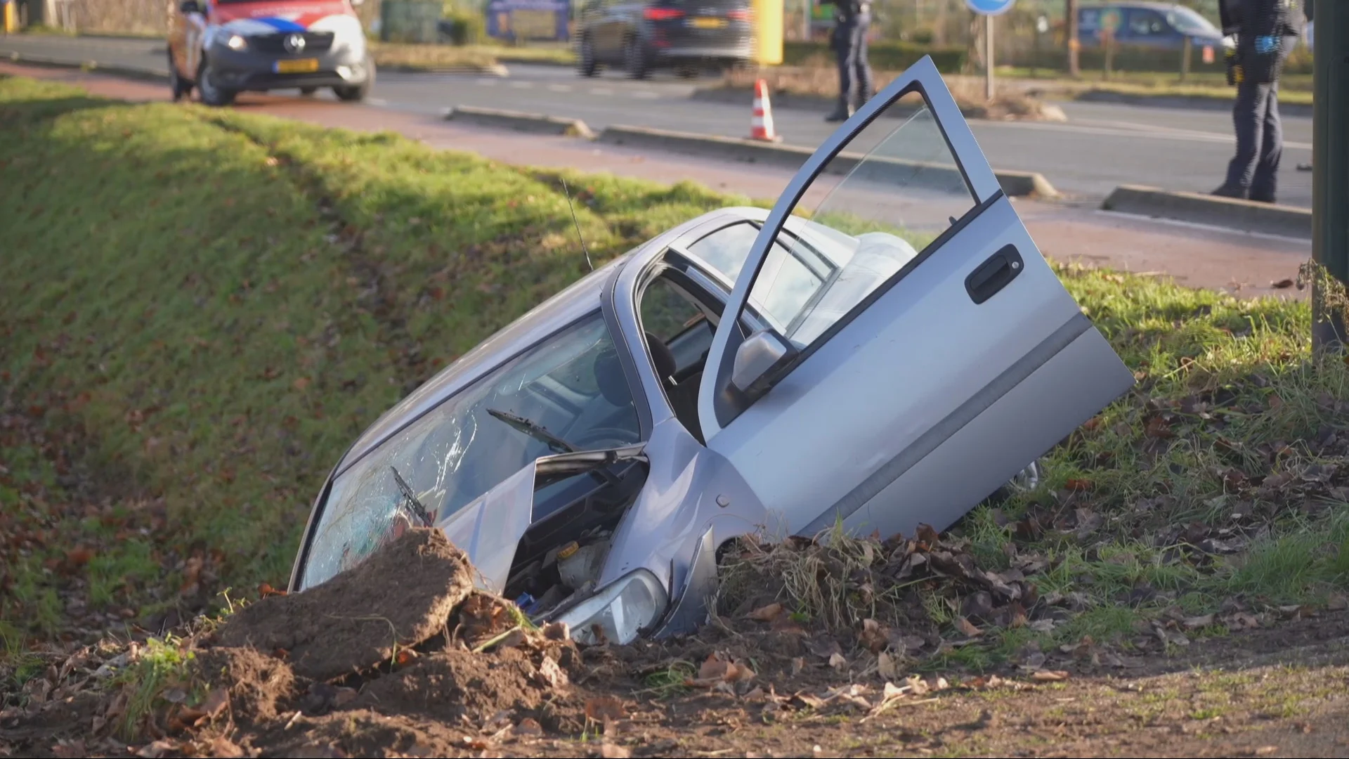 Automobiliste (83) overleden bij ongeluk in Gelderse Winssen 