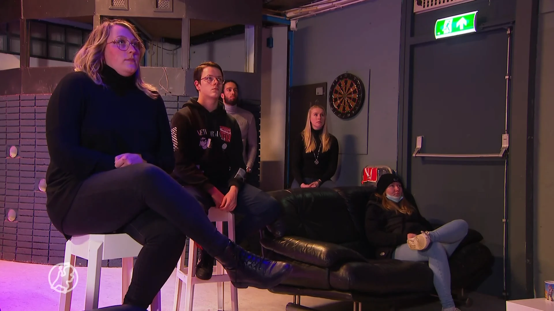 Jongeren teleurgesteld na persconferentie: 'Vervalt de avondklok nou of niet?'