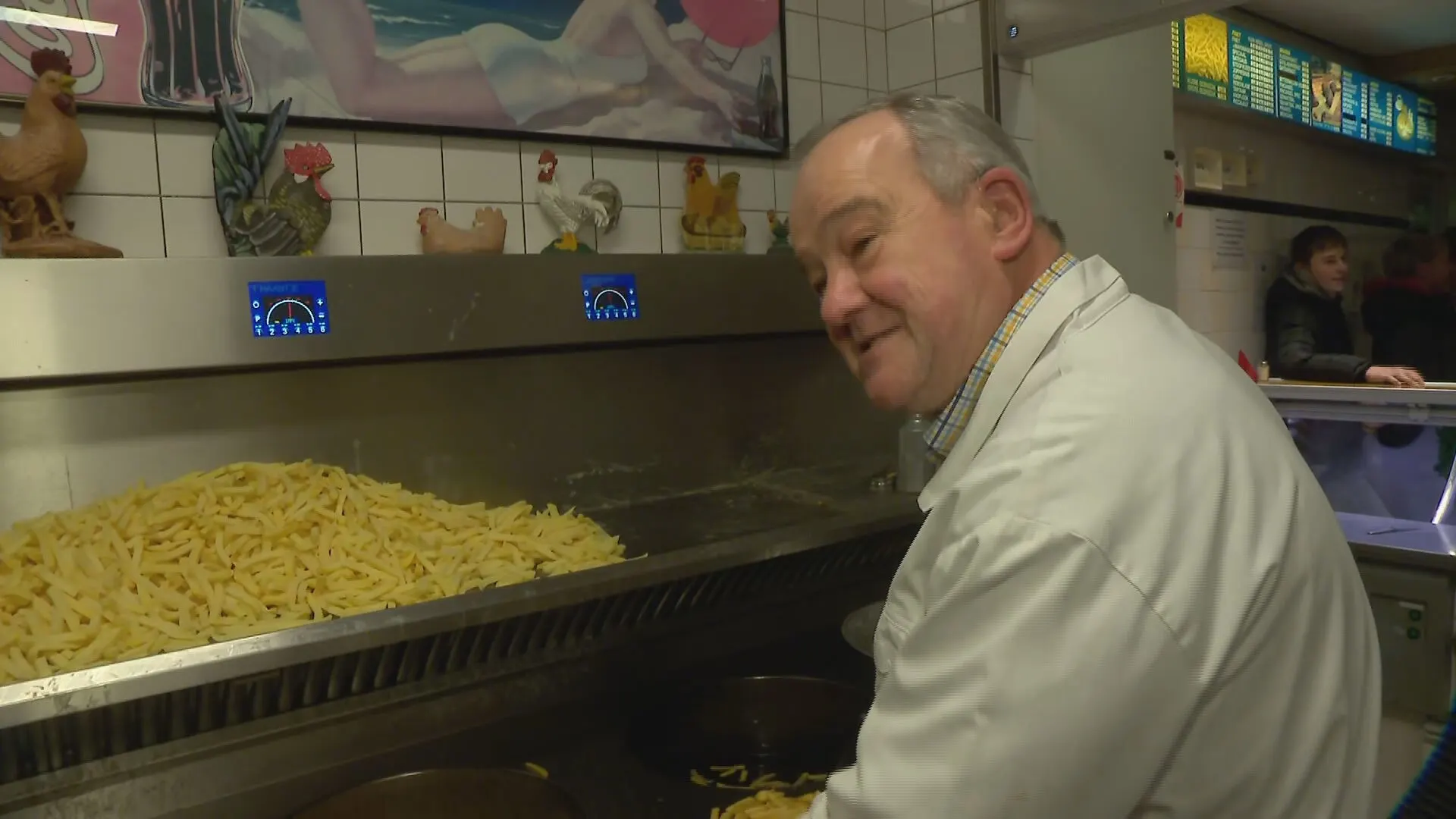 Vet afscheid voor frietbakker die stopt na 52 jaar: 'Niemand kan aan Jan tippen'