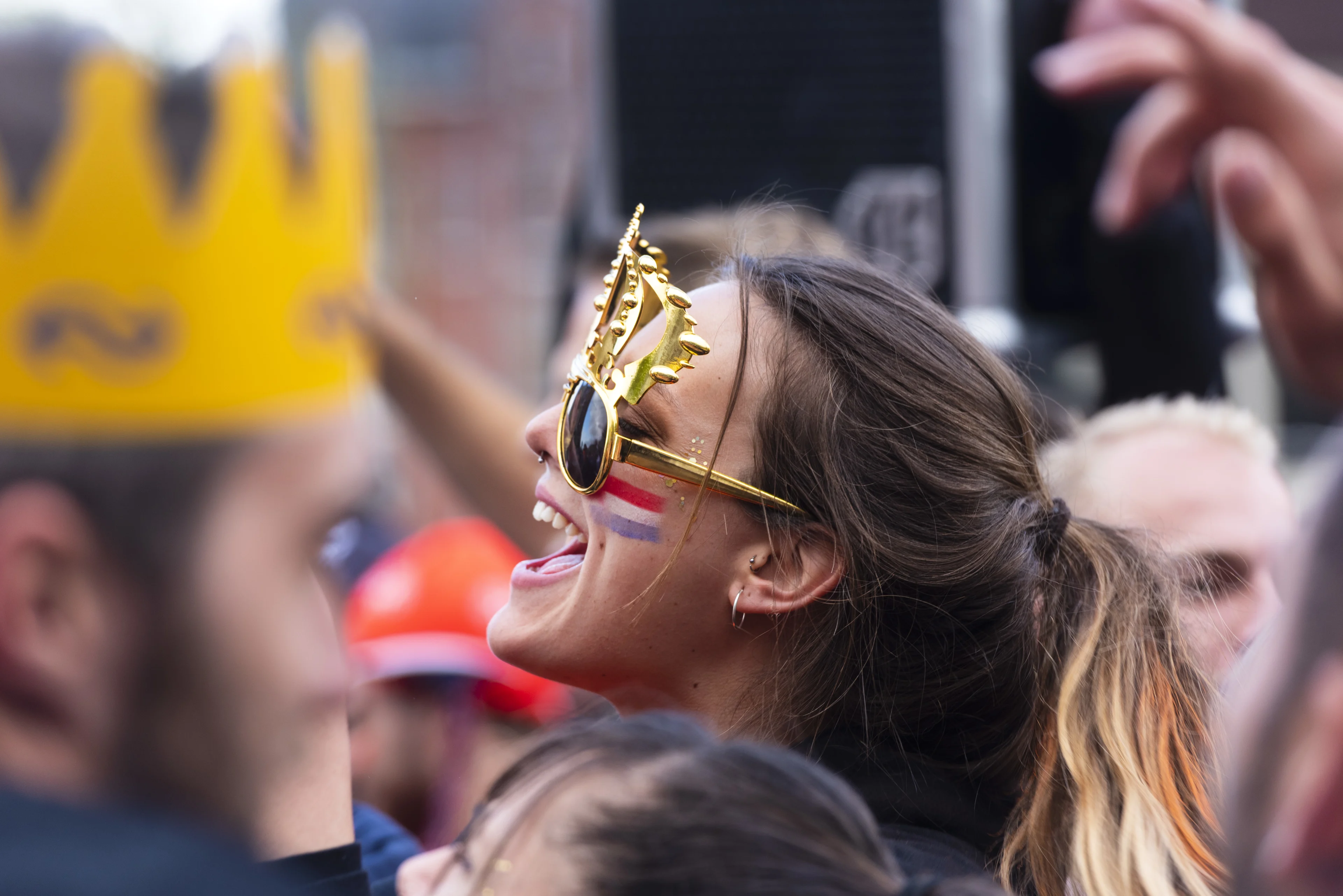 Burgemeesters treden op bij stiekeme koningsdagfeestjes: 'Doe het gewoon niet'