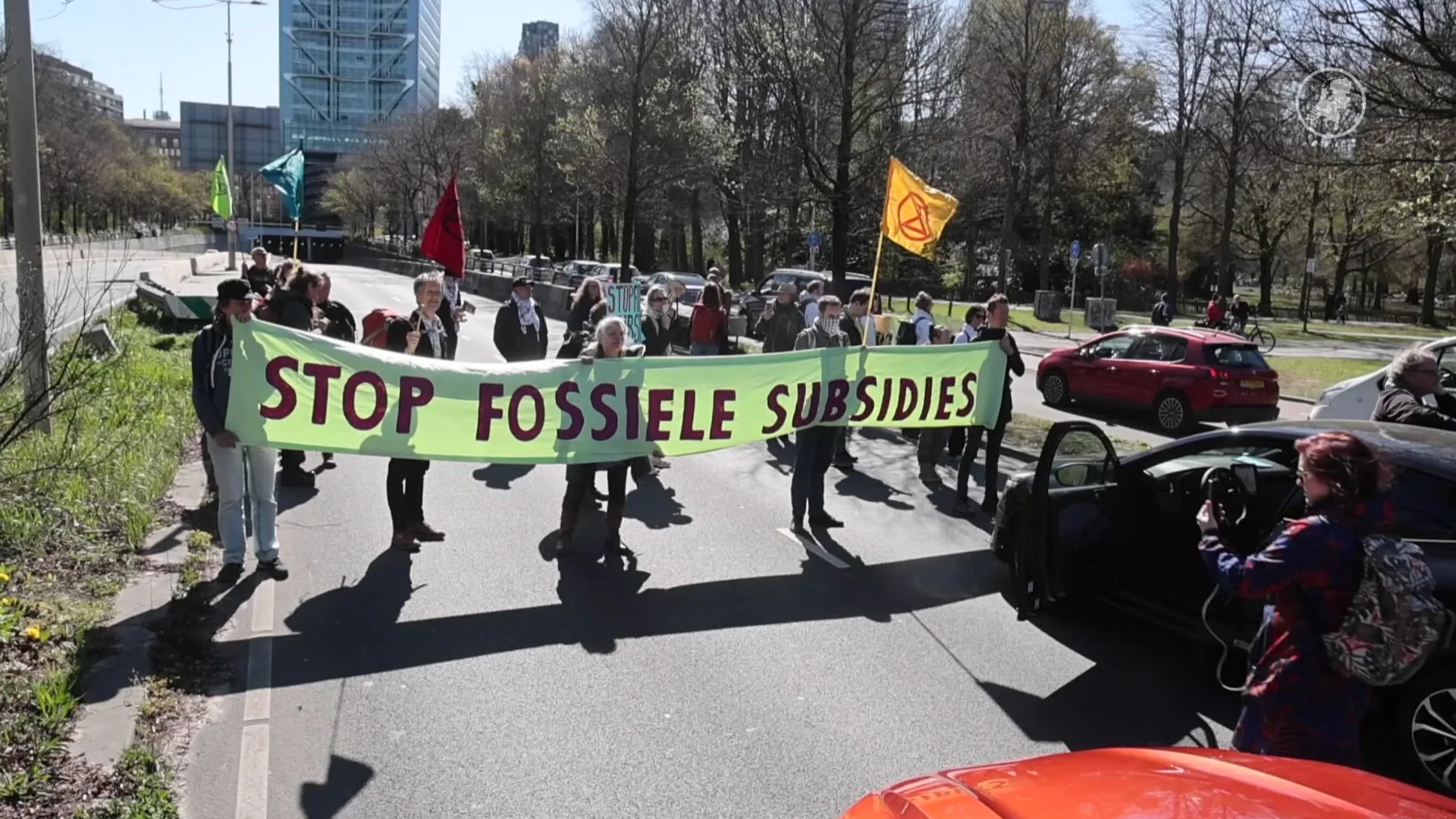 Actievoerders XR bezetten weer A12 in Den Haag