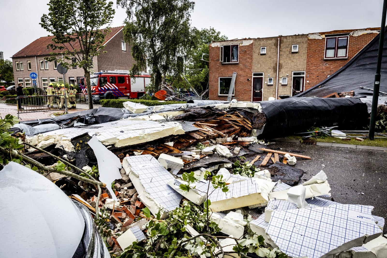 Een dode en negen gewonden door tornado Zierikzee