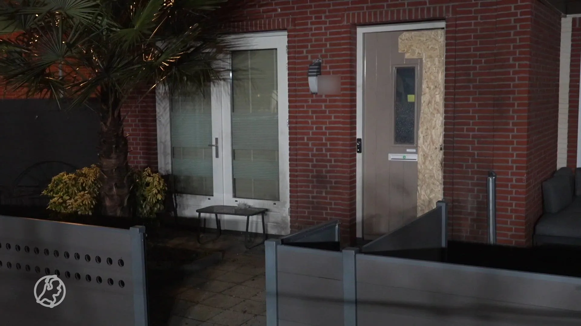 Opnieuw explosie in zelfde straat Maassluis, korte tijd brand