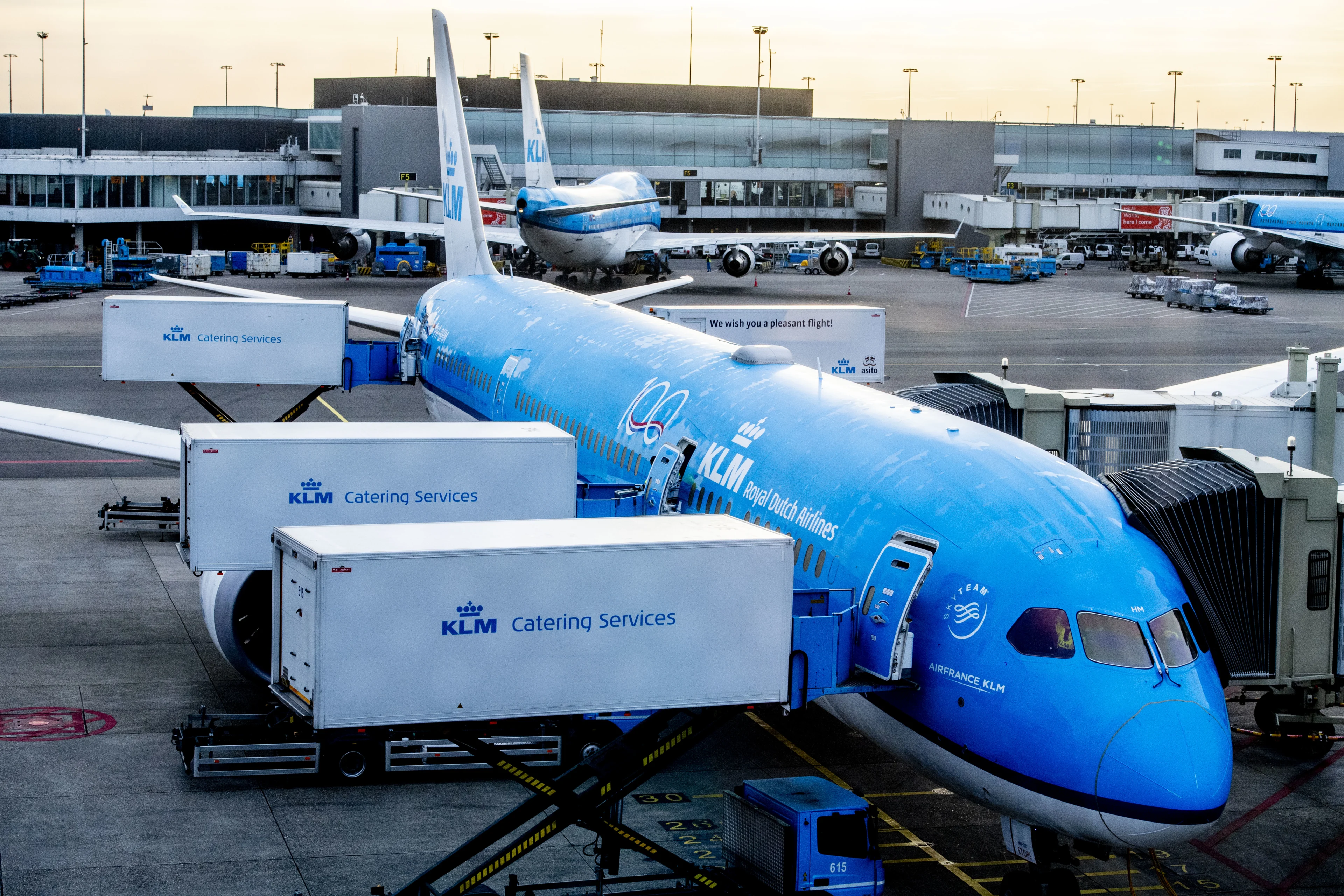 KLM neemt afscheid van al het personeel met tijdelijk contract