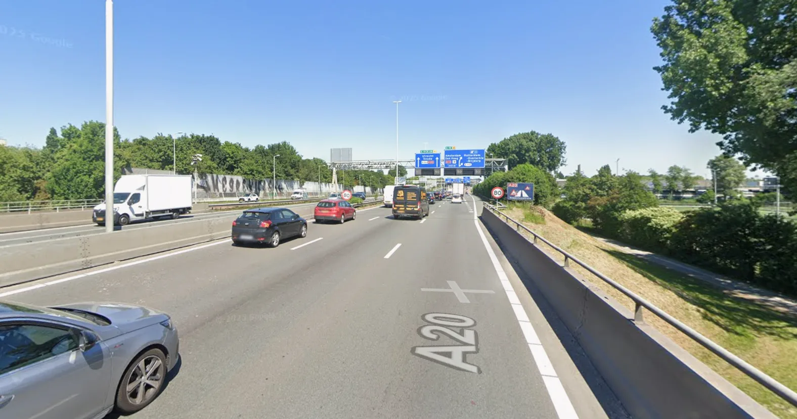 Giessenbruggen in Rotterdam te zwak: geen zware vrachtwagens meer