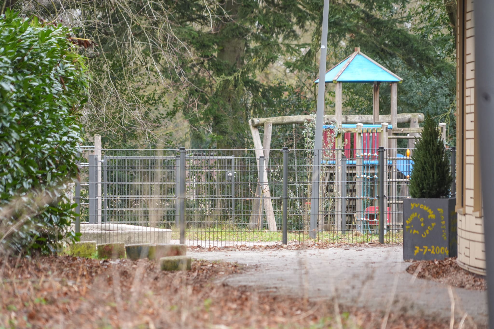 Opnieuw wolf gezien bij basisschool: kinderen moeten binnen blijven 