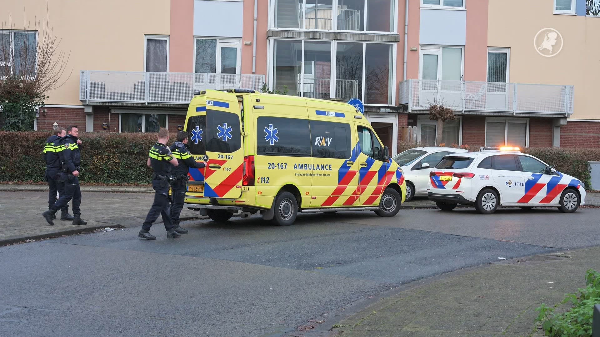 Meisje (16) meerdere gestoken door voorbijganger Breda
