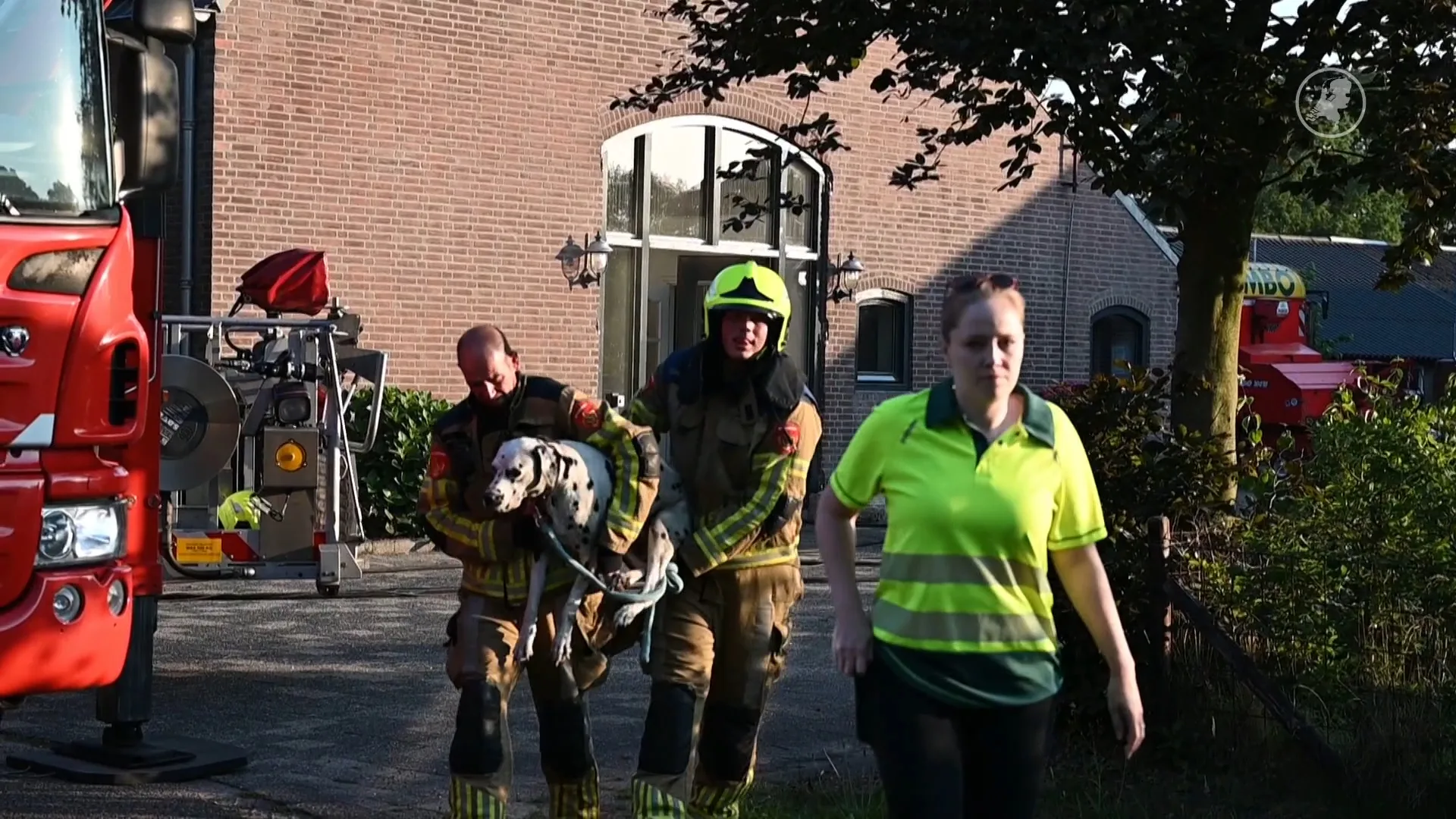 Hond gered uit brandend huis in Diessen, grote schade aan woning