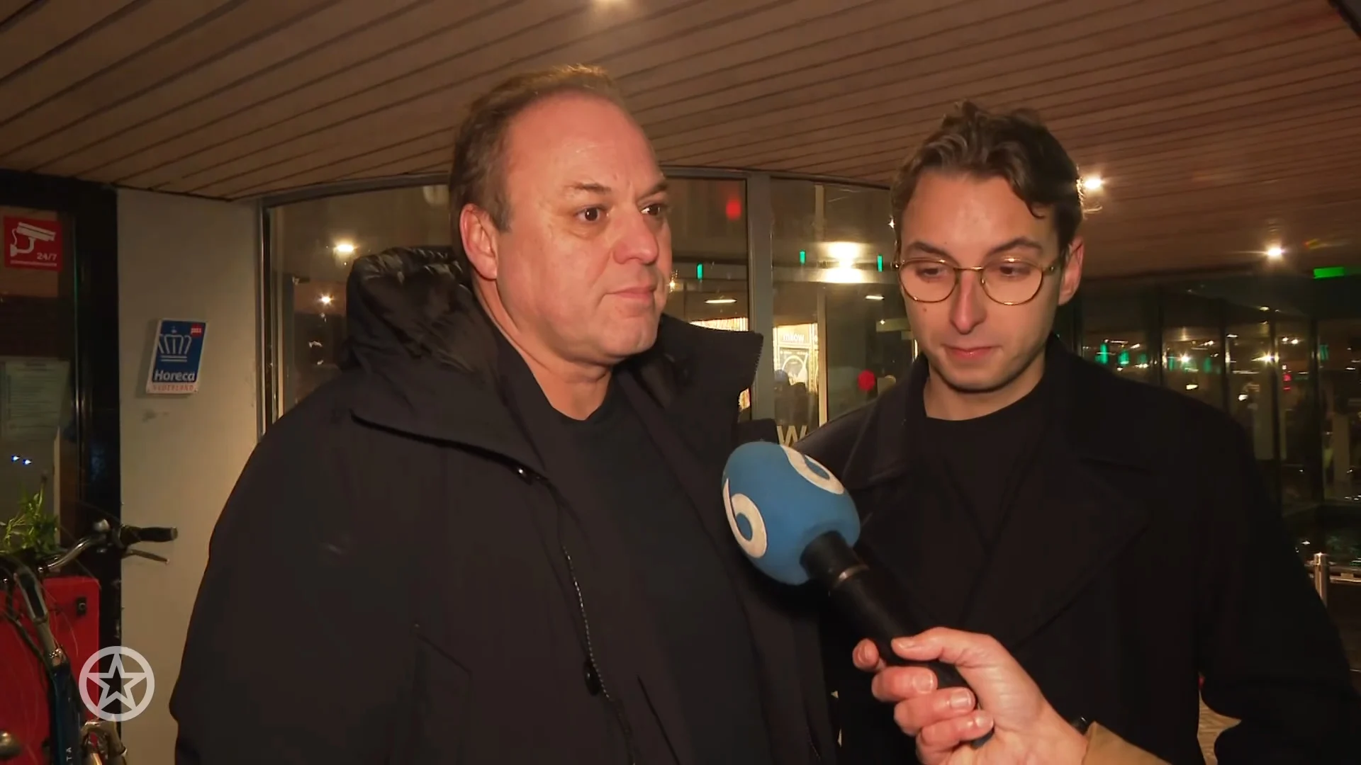 Muzikale vrienden van René Karst nemen afscheid van de zanger