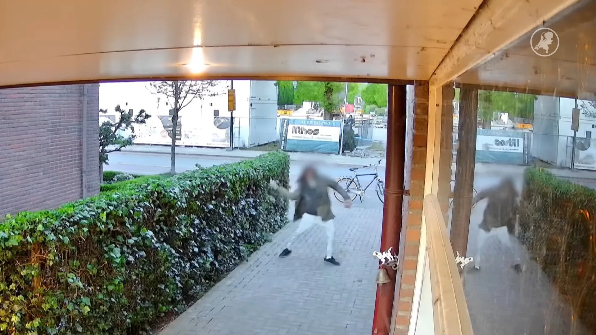 Ramen ingegooid bij woning Robert (57) en Laiza (27): om leeftijdsverschil?