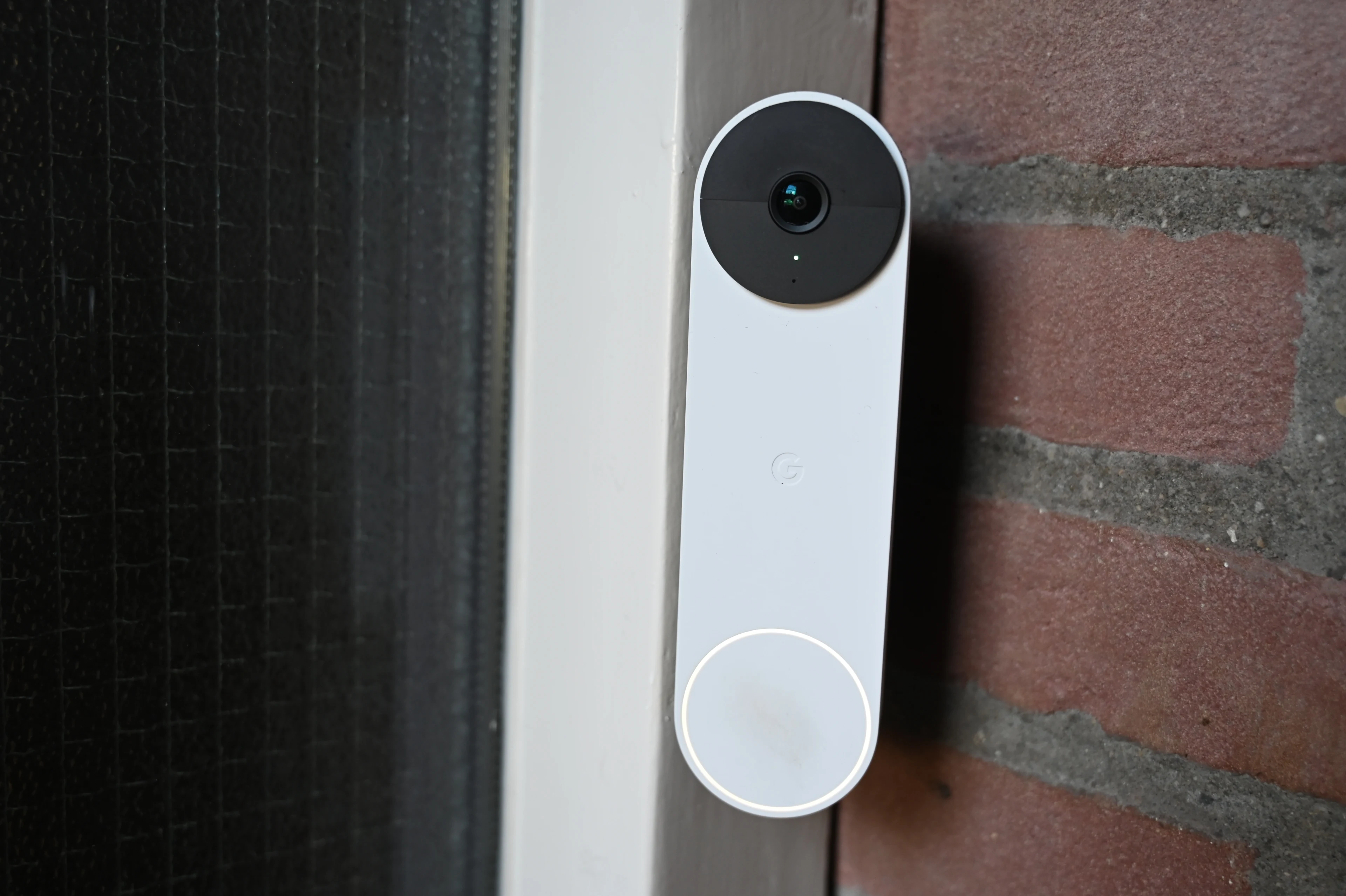 Doordrammen, liegen en misleiding: deurverkopers negeren massaal gedragsregels