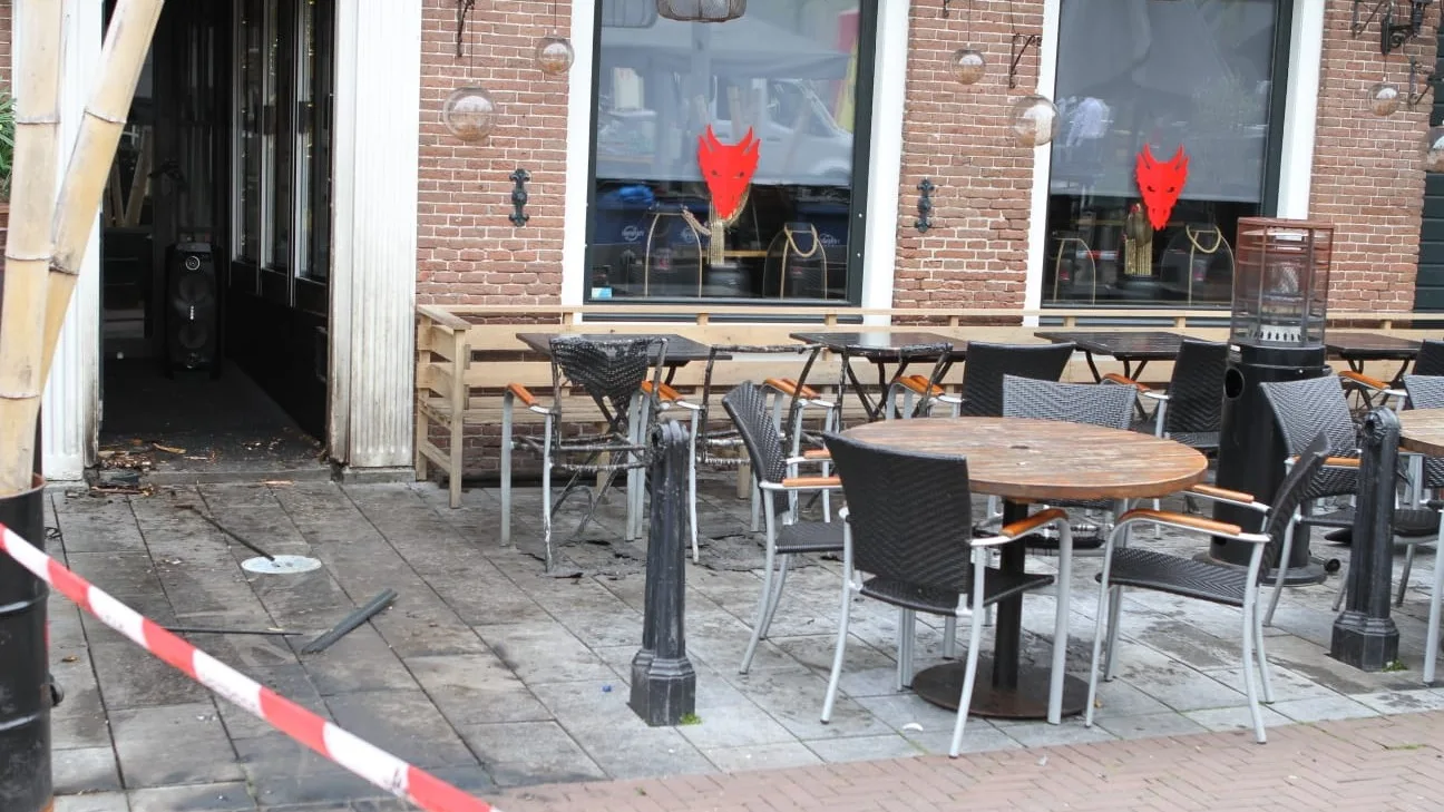 Opnieuw incident in Purmerend: 'brandbom' tegen café gegooid