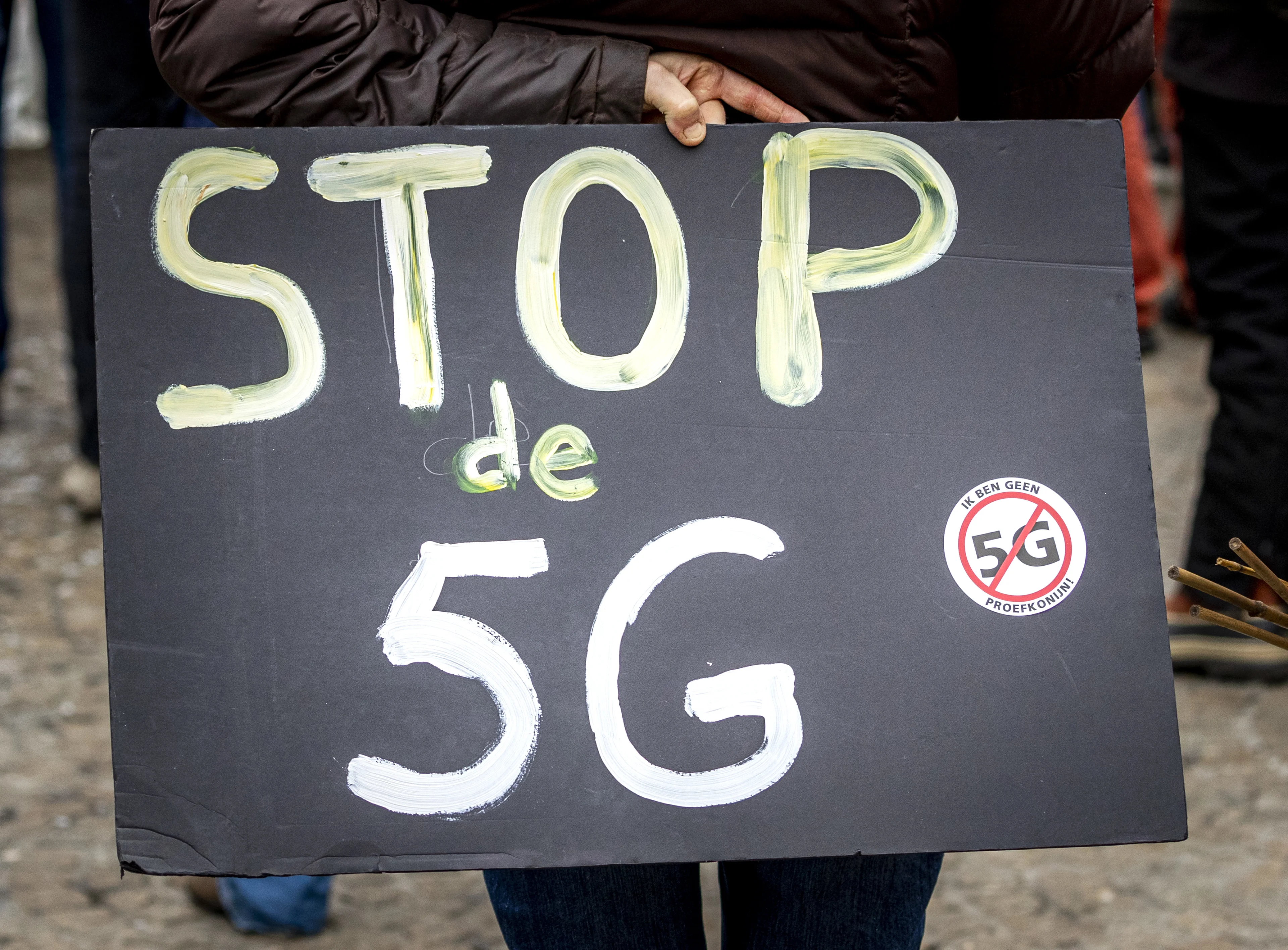 Rechter beslist vandaag over invoering 5G-netwerk in Nederland