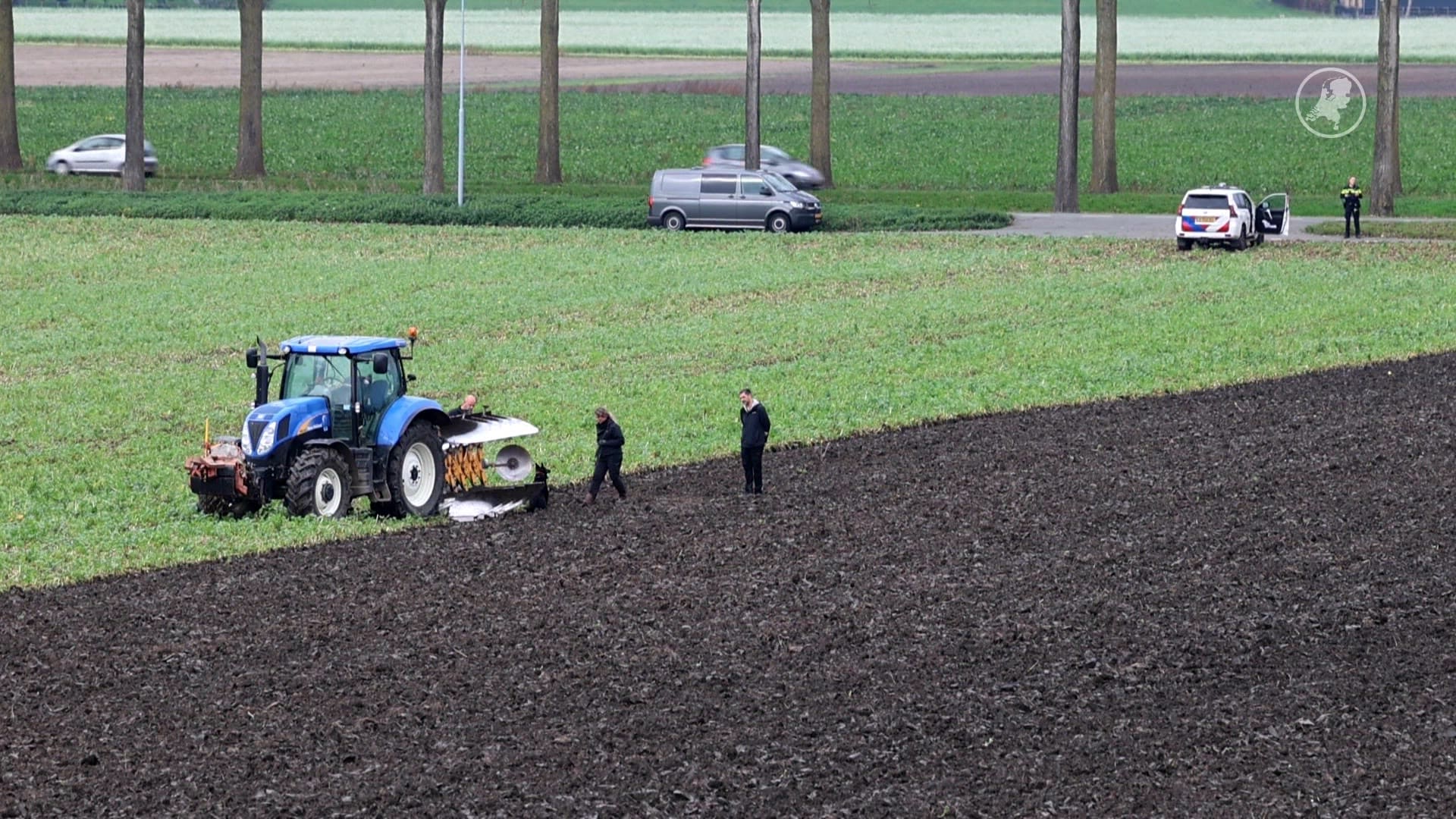 Lichaam gevonden in akker bij Abbenes, mogelijk verstekeling uit vliegtuig