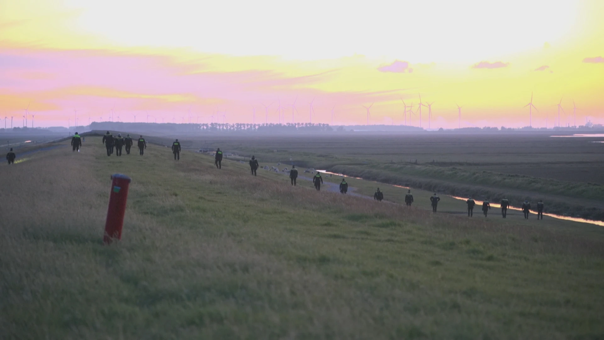 Waar wordt vandaag gezocht naar de vermiste Jeffrey (10) en Emma (8)?