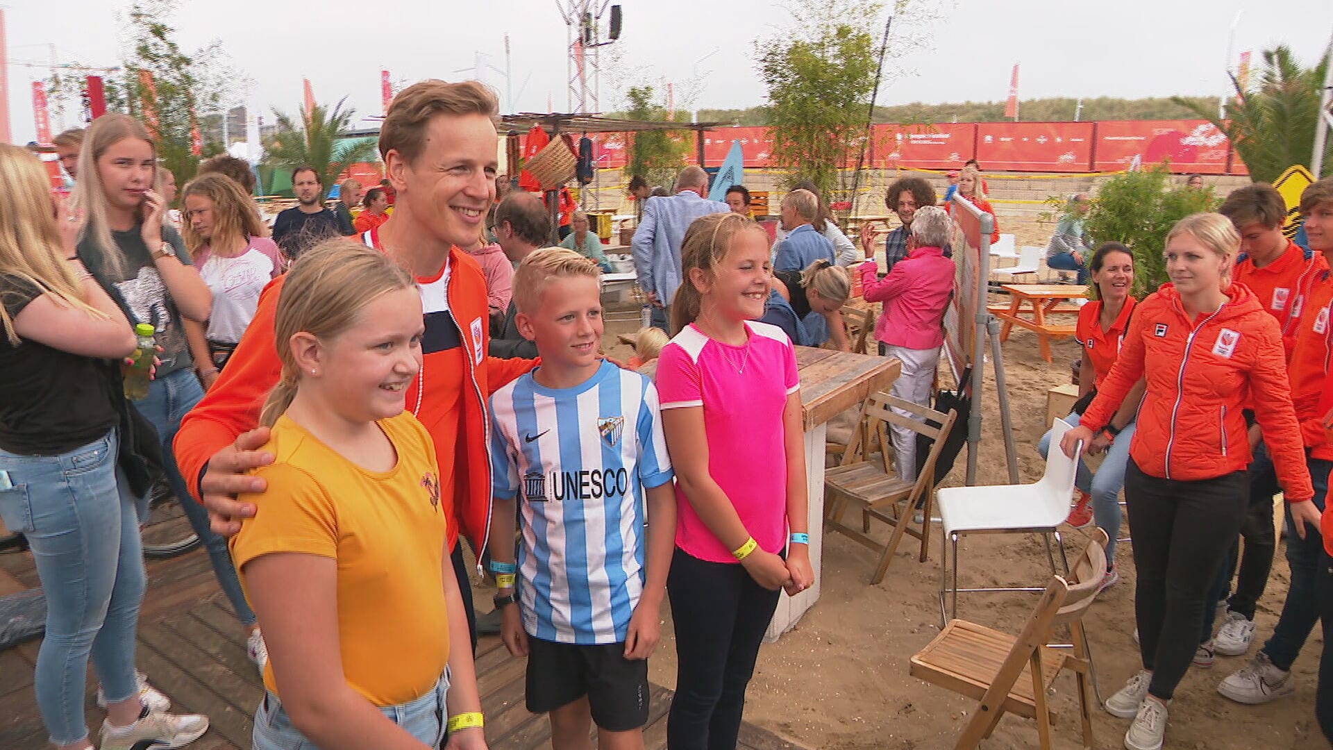 Epke Zonderland warm onthaald in Scheveningen na zijn laatste Spelen