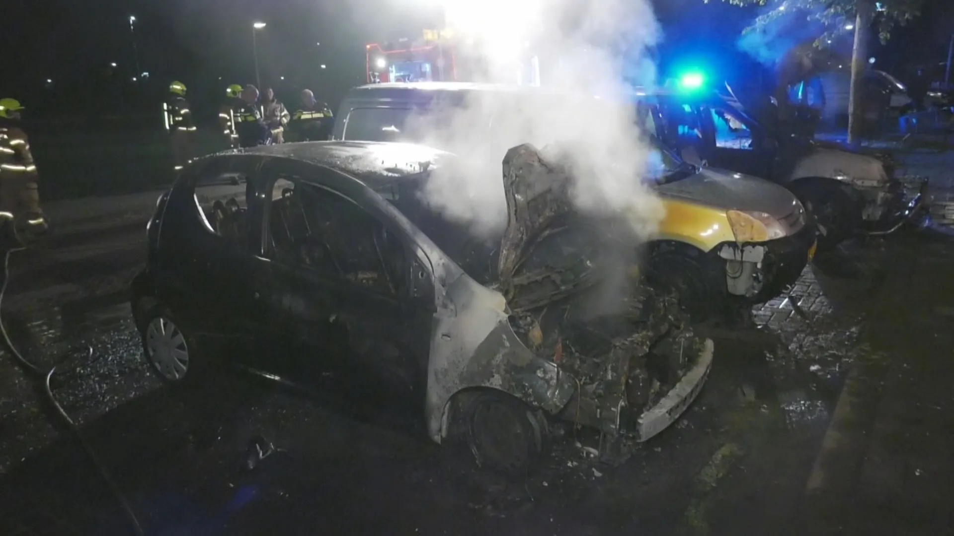 Opnieuw autobranden in Arnhem: eigenaren in tranen