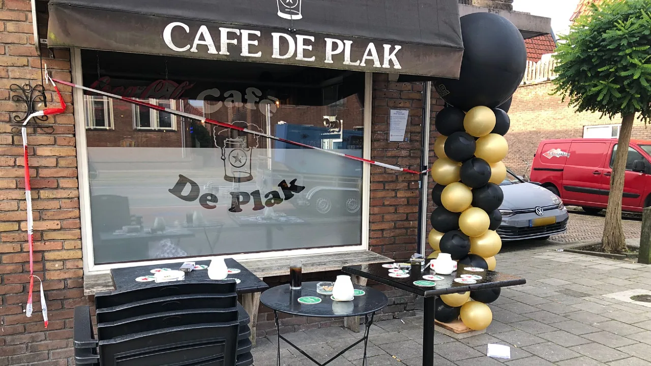 Politie heeft vermoeden wie man (37) doodschoot bij Utrechts café