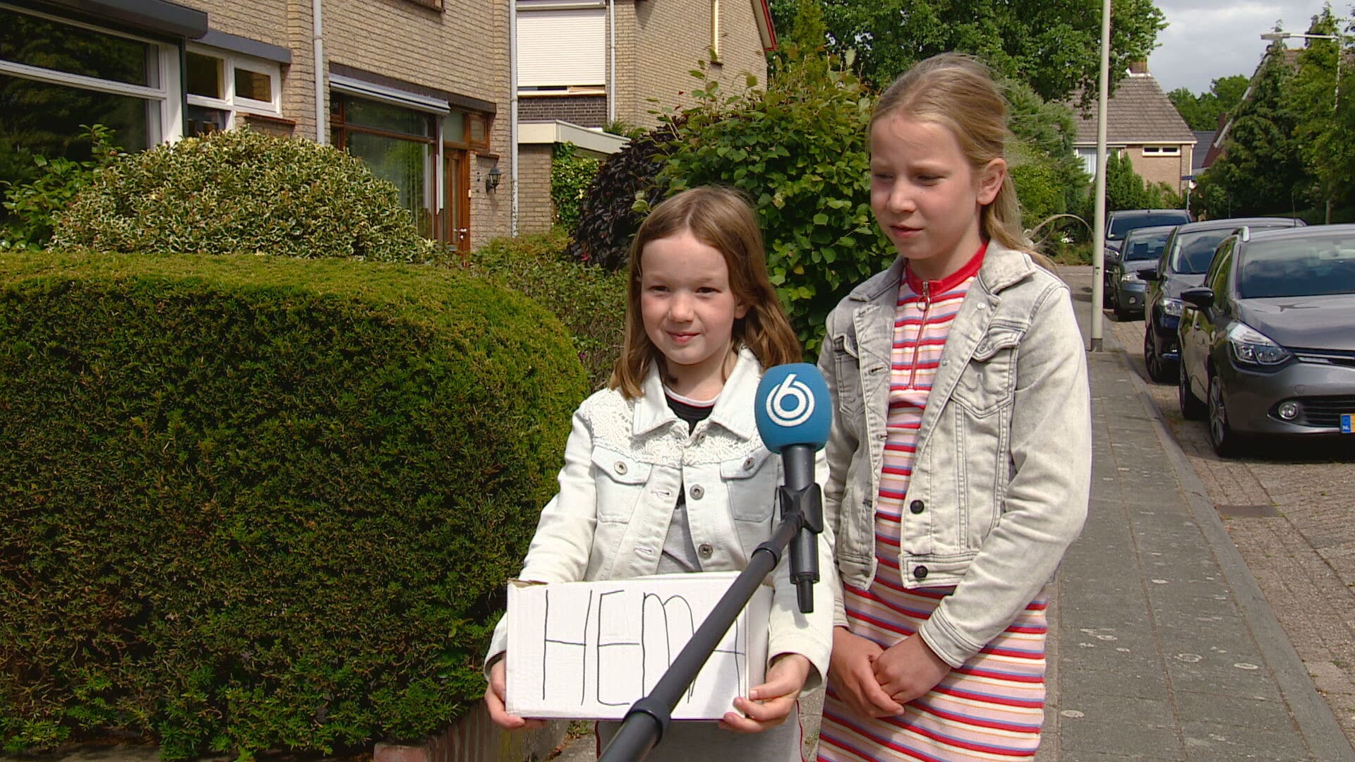 9-jarige Hema-fans zamelen geld in om warenhuis te helpen