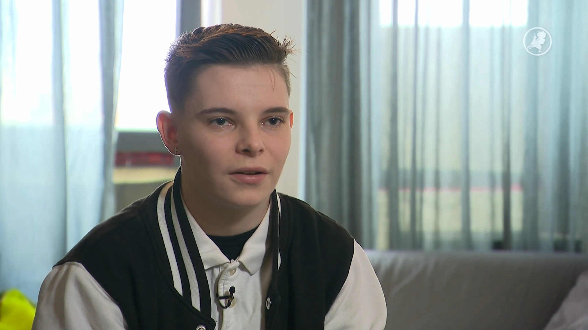 Kinderen jeugdzorg gemiddeld zes keer doorgeplaatst, Noah (20) ziet toekomst somber in