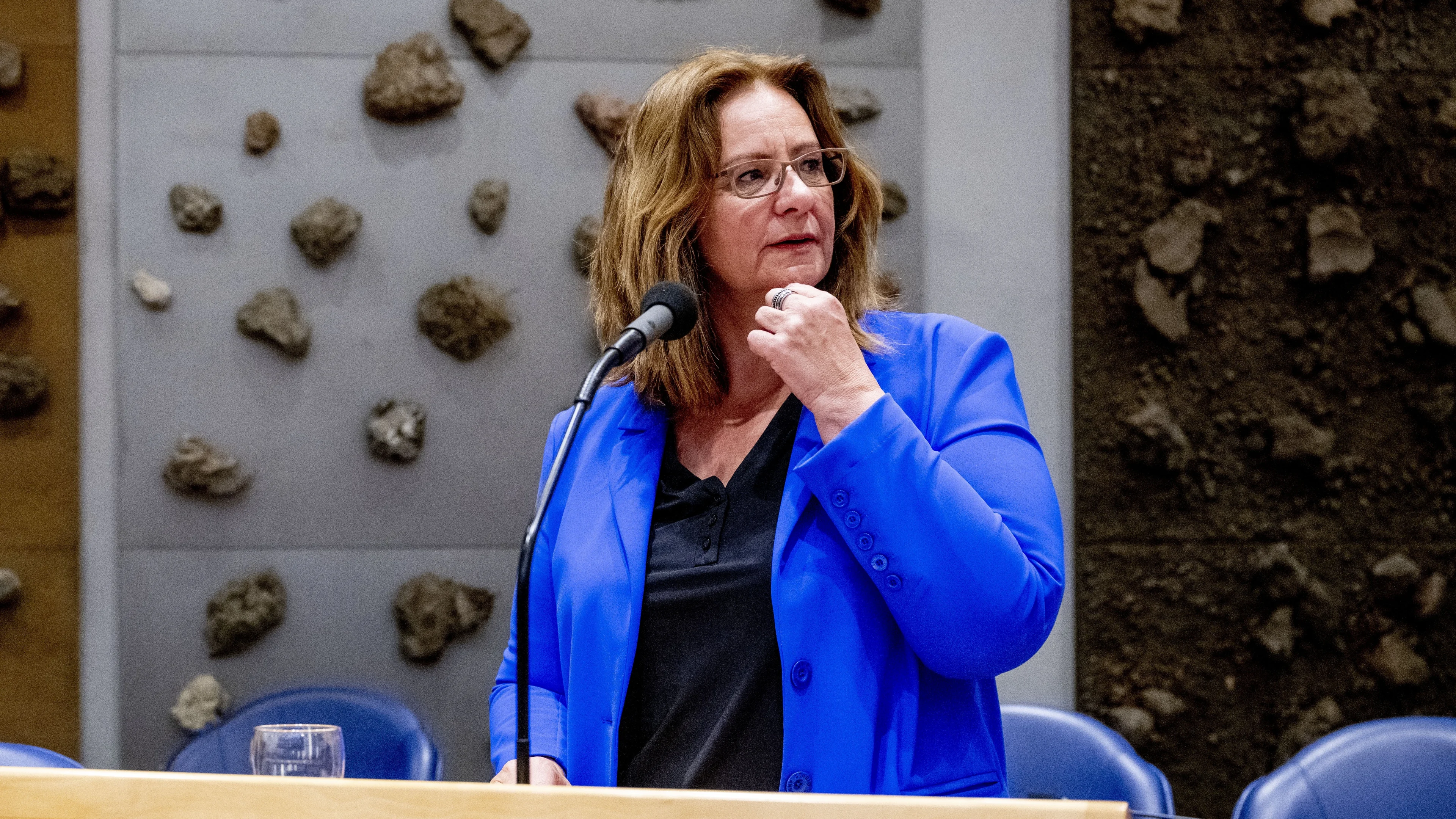 Staatssecretaris blundert met cijfers dode toeslagenkinderen