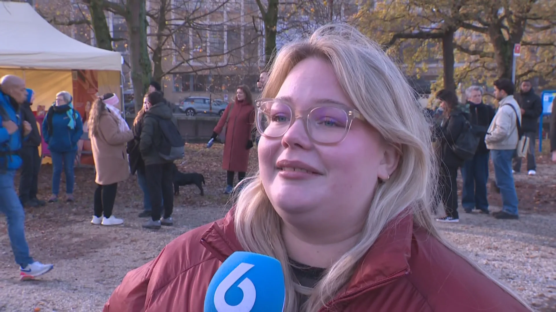 Kinderen toeslagenouders komen in actie: 'We mochten de deur niet opendoen'