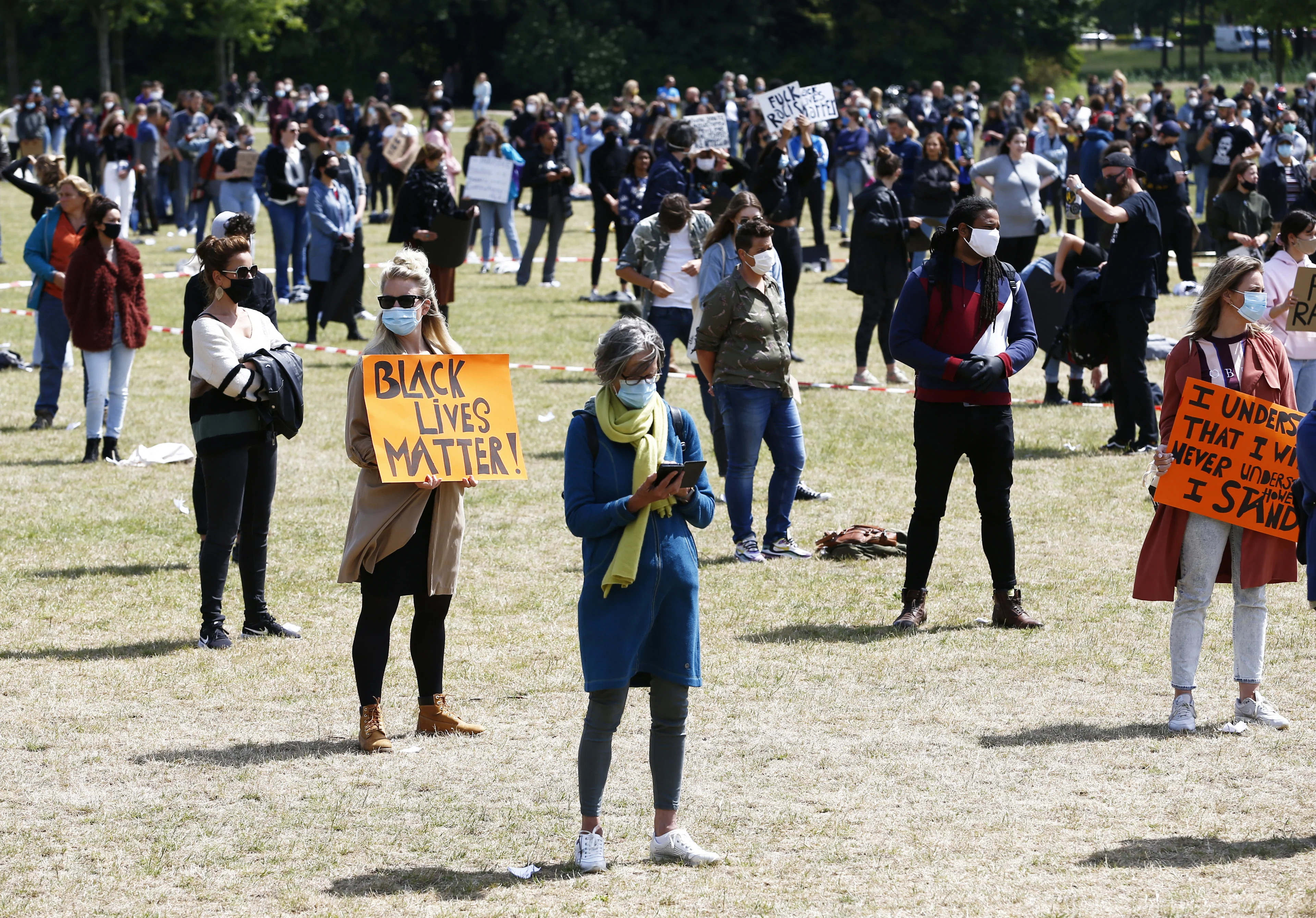 PEC-supporters verwijderd van racismeprotest Zwolle