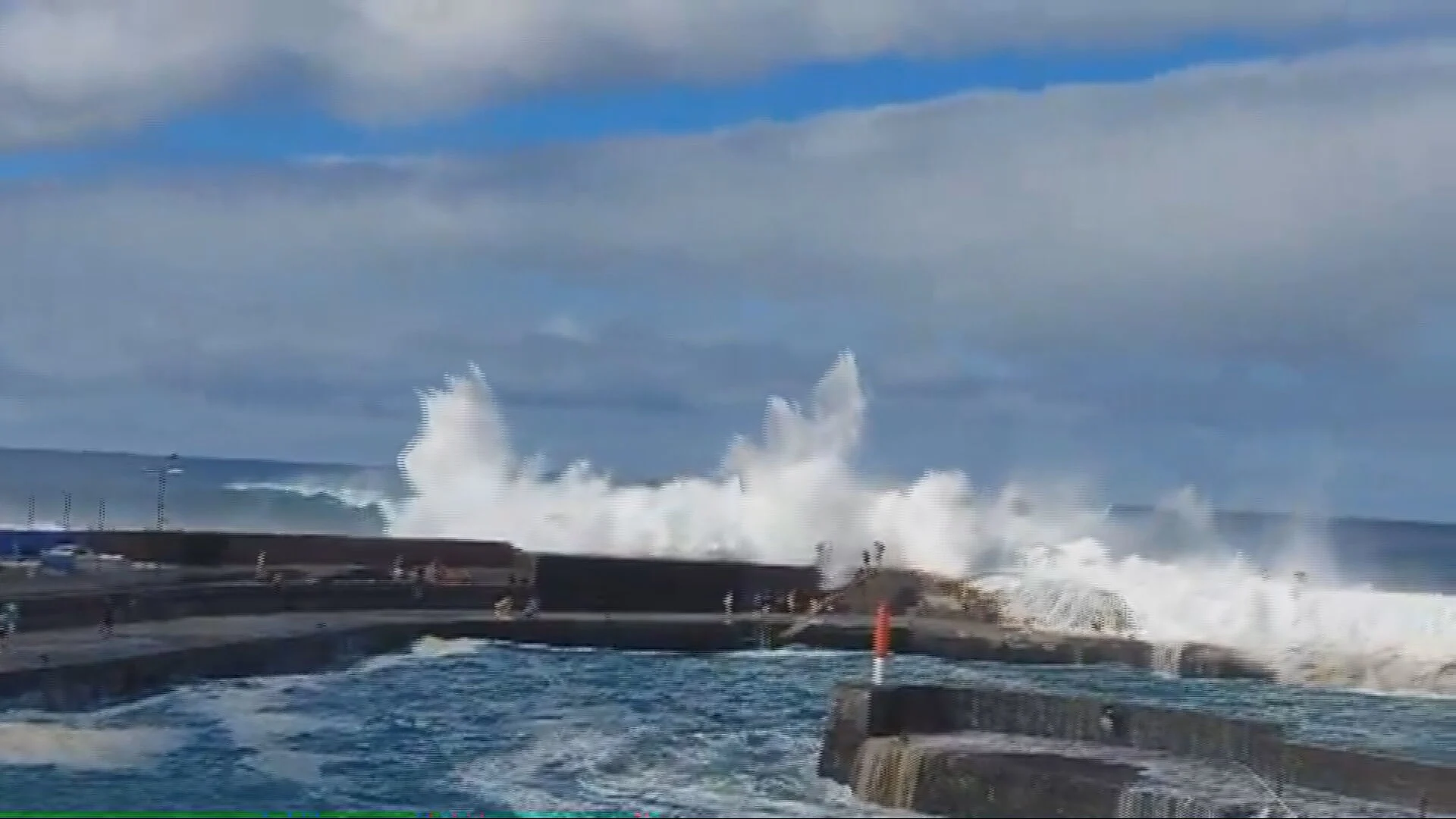 Nederlandse vrouw (79) omgekomen door hoge golven op Tenerife