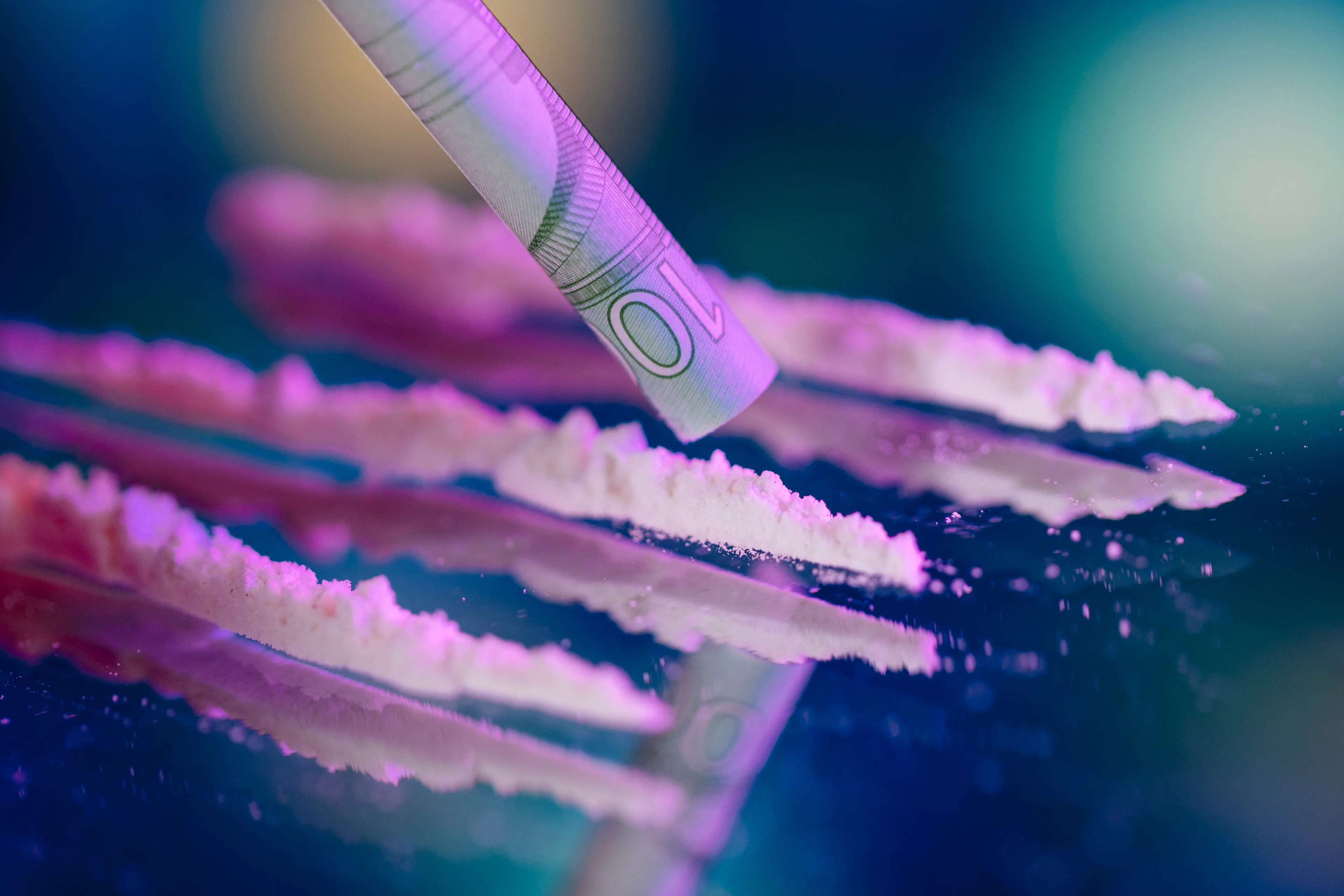 Agent vindt per toeval kofferbak vol crystal meth ter waarde van 1 miljoen euro