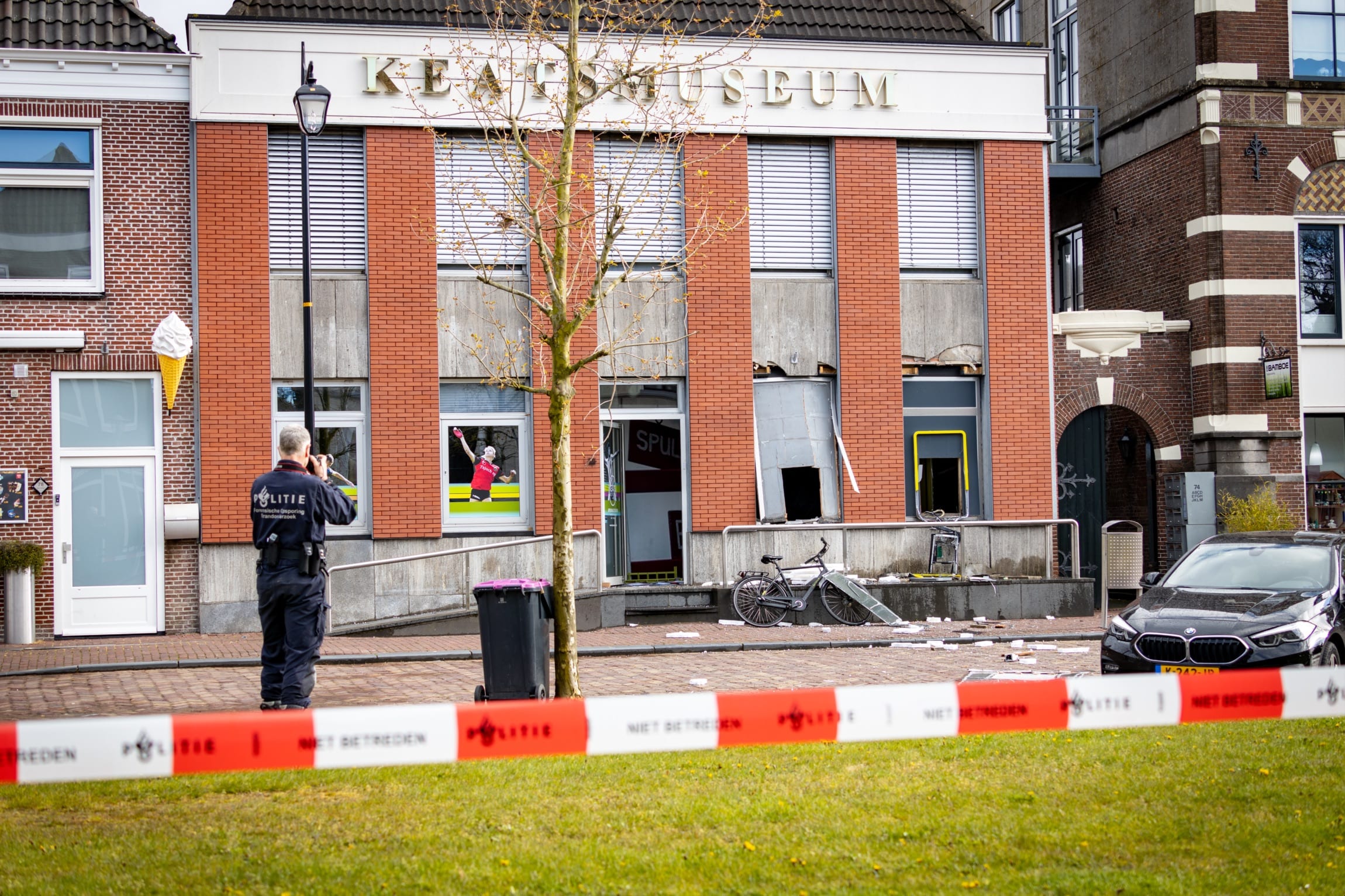 Keatsmuseum Franeker zwaar beschadigd na 'zinloze' plofkraak
