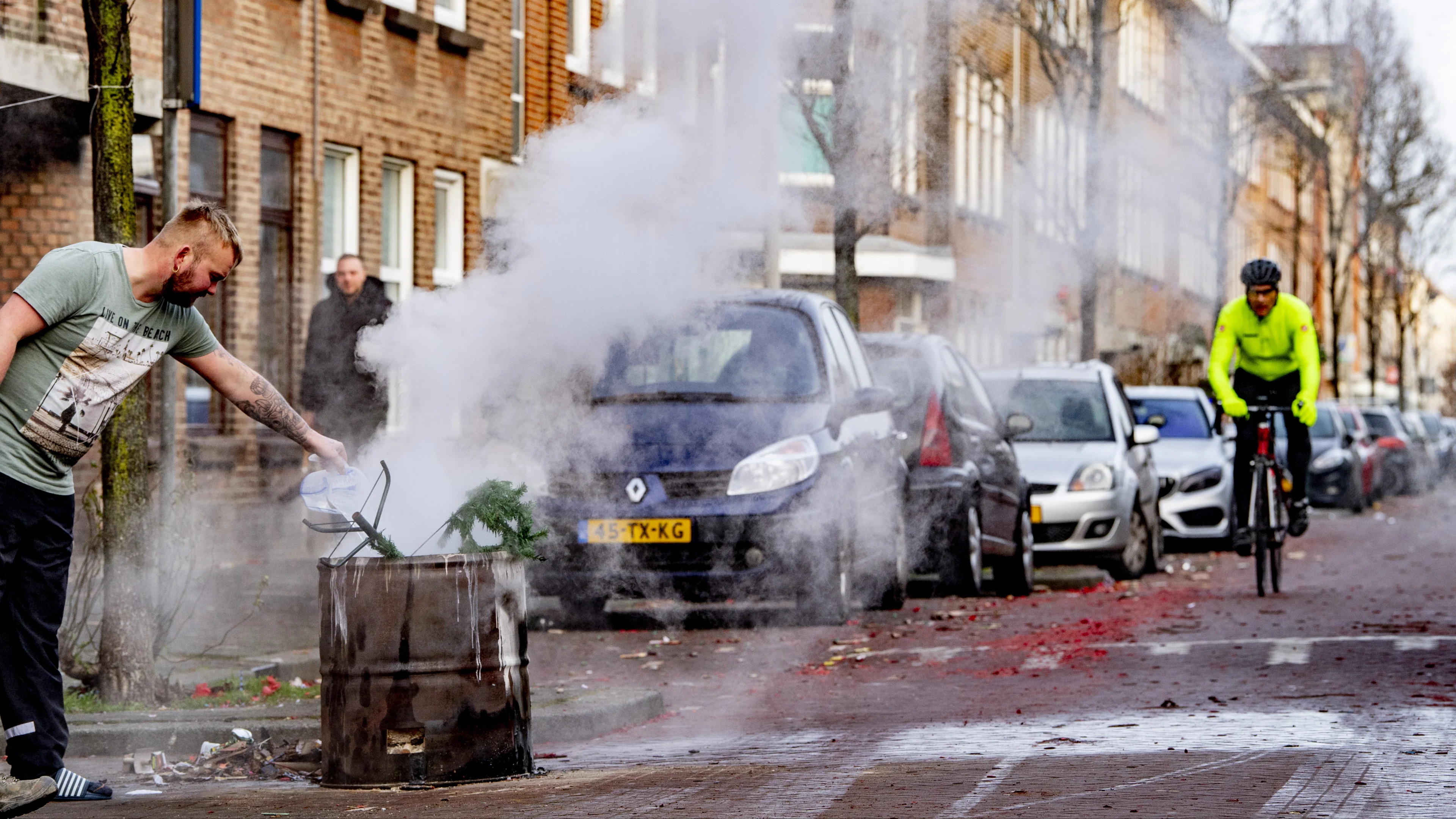 Jaarwisseling brengt miljoenen euro’s schade aan auto’s: zo voorkom je het